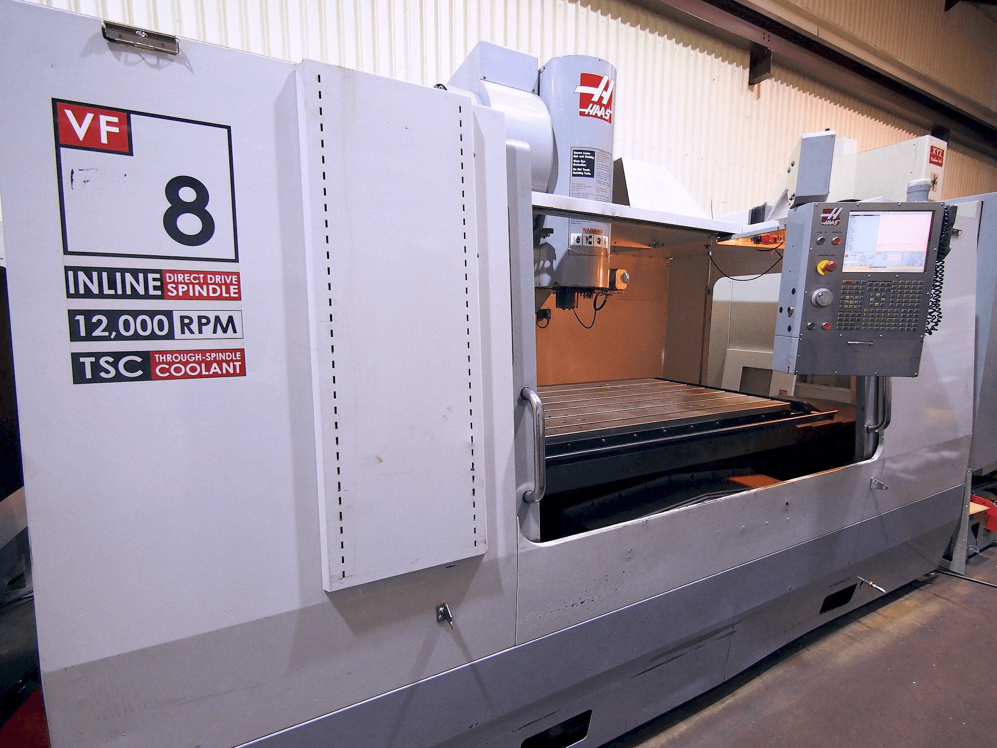 Koneen HAAS VF-8/40 CE etunäkymä