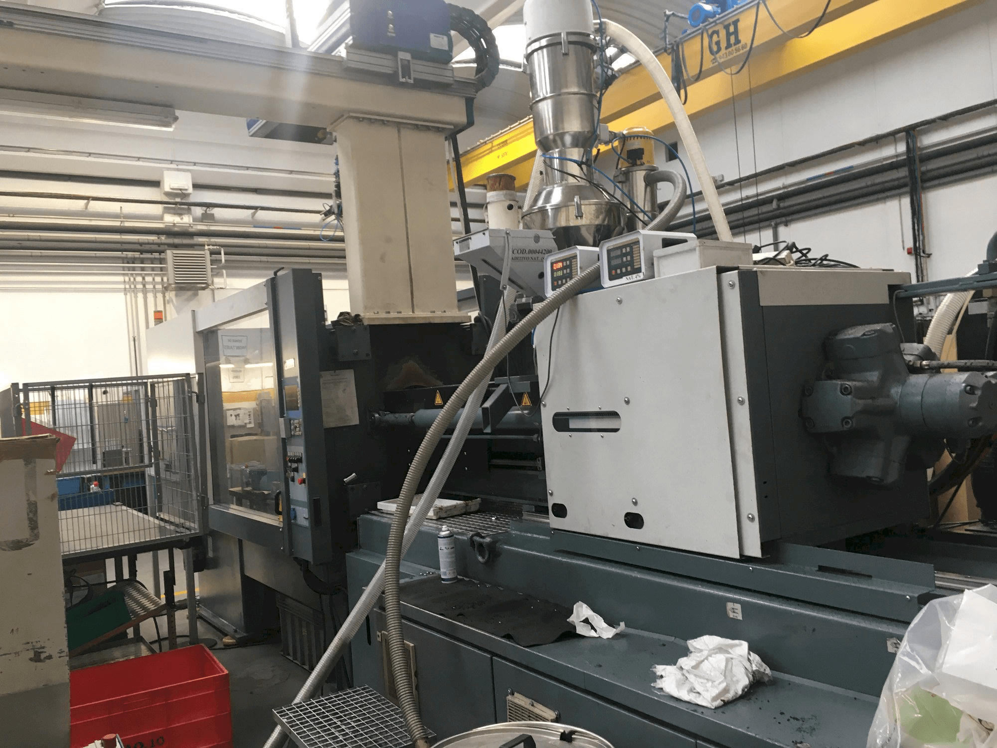 Koneen Battenfeld BA 3500/1900 BK etunäkymä