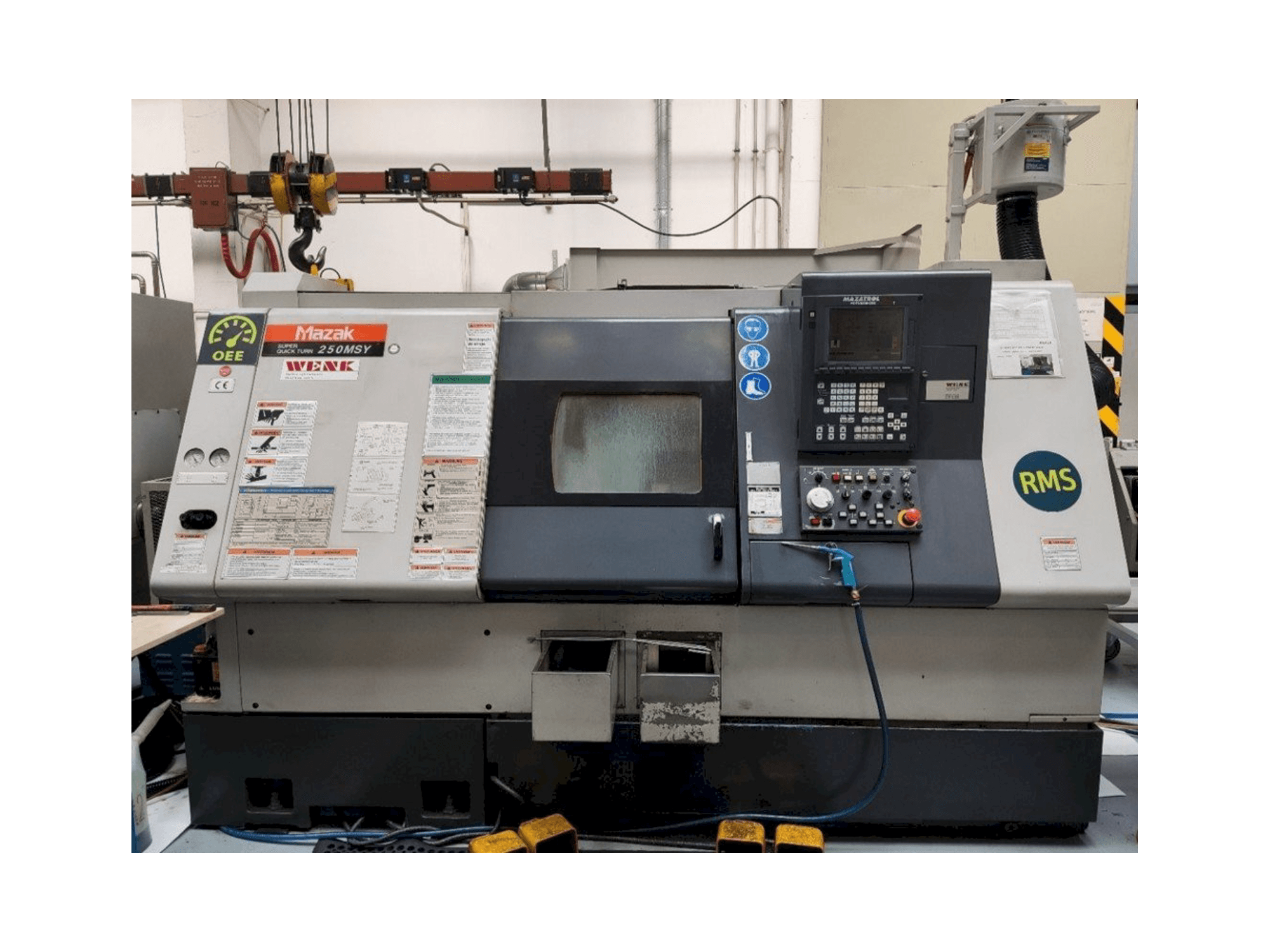 Koneen Mazak SQT-250 MSY etunäkymä