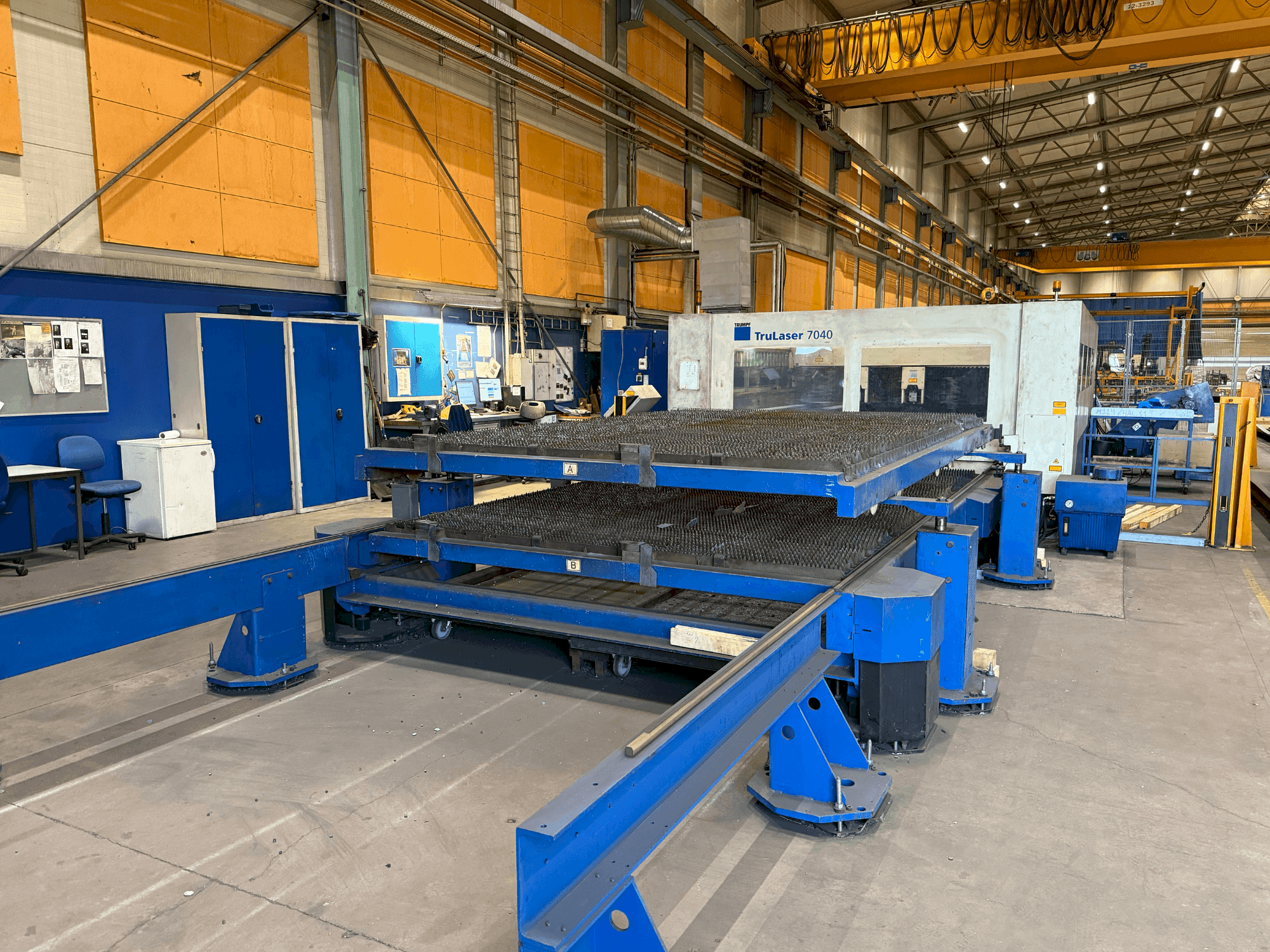 Koneen TRUMPF Trulaser 7040 etunäkymä