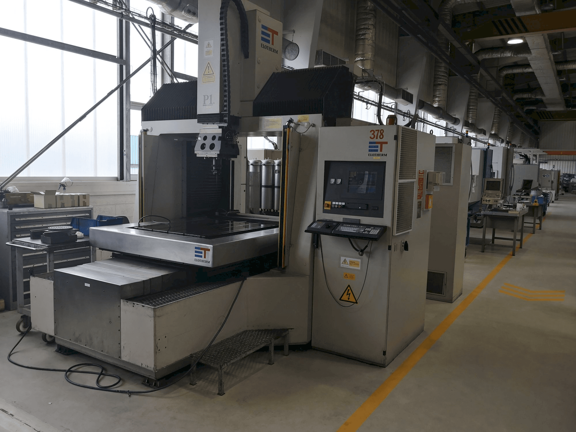 Koneen ELOTHERM ELBOMAT P1 etunäkymä