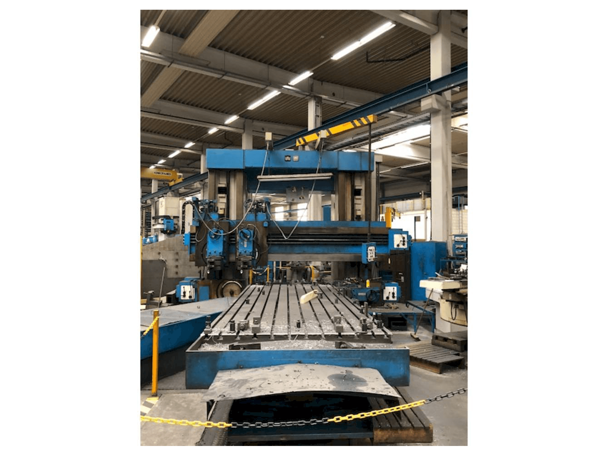 Koneen SHV FELD12 Q251 etunäkymä