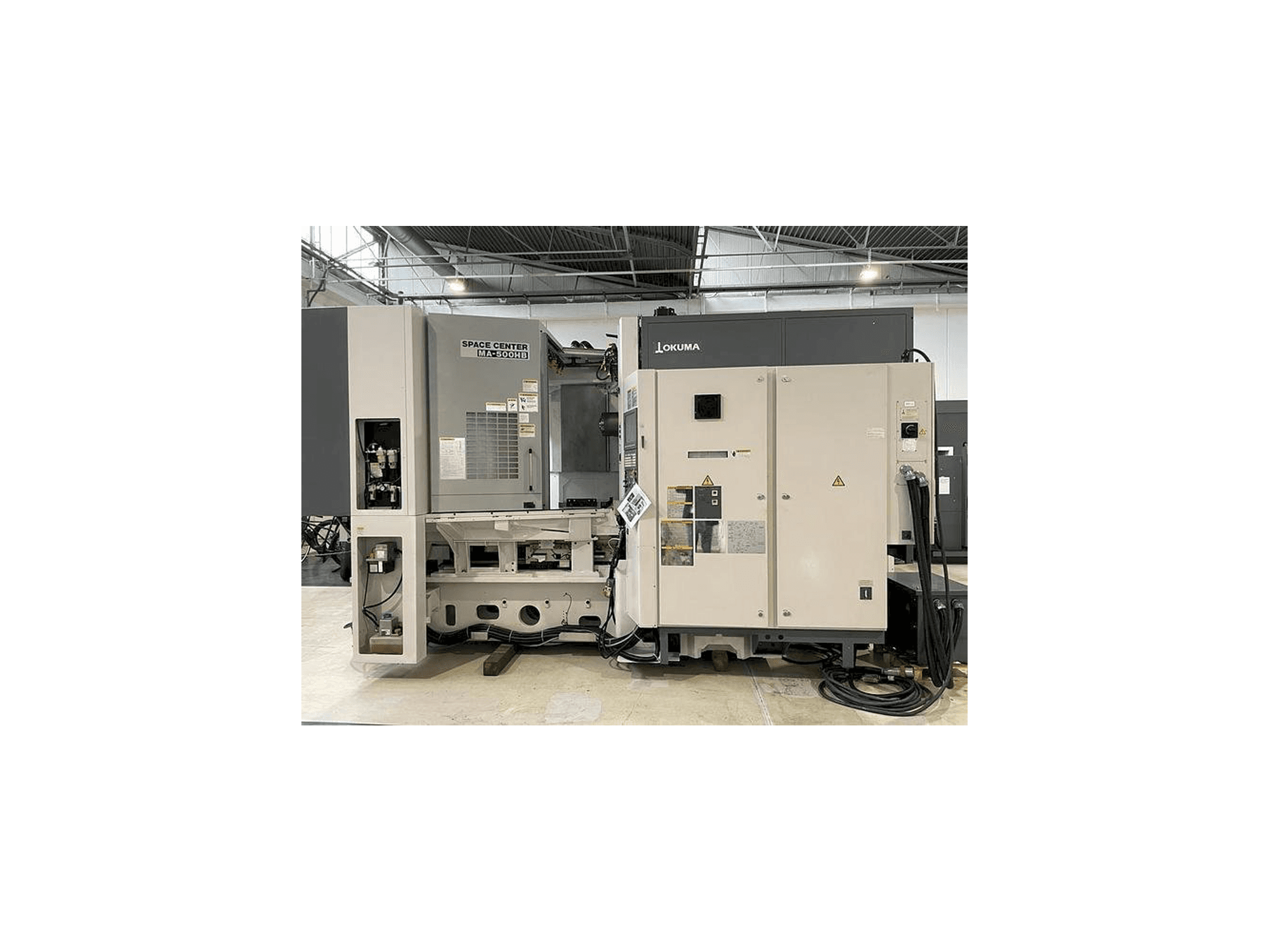 Koneen Okuma MA 500HB etunäkymä