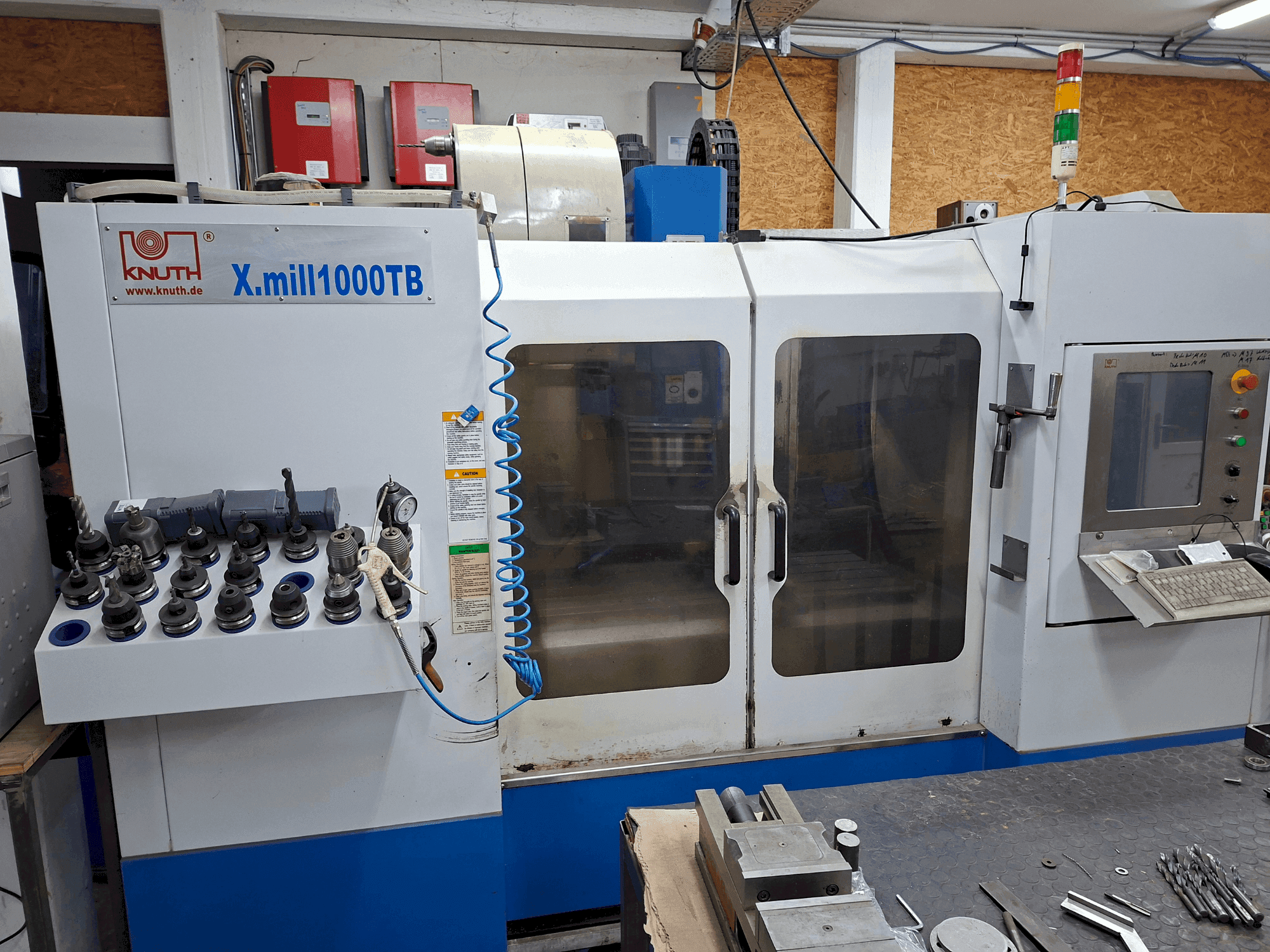 Koneen KNUTH XMill 1000 TB etunäkymä