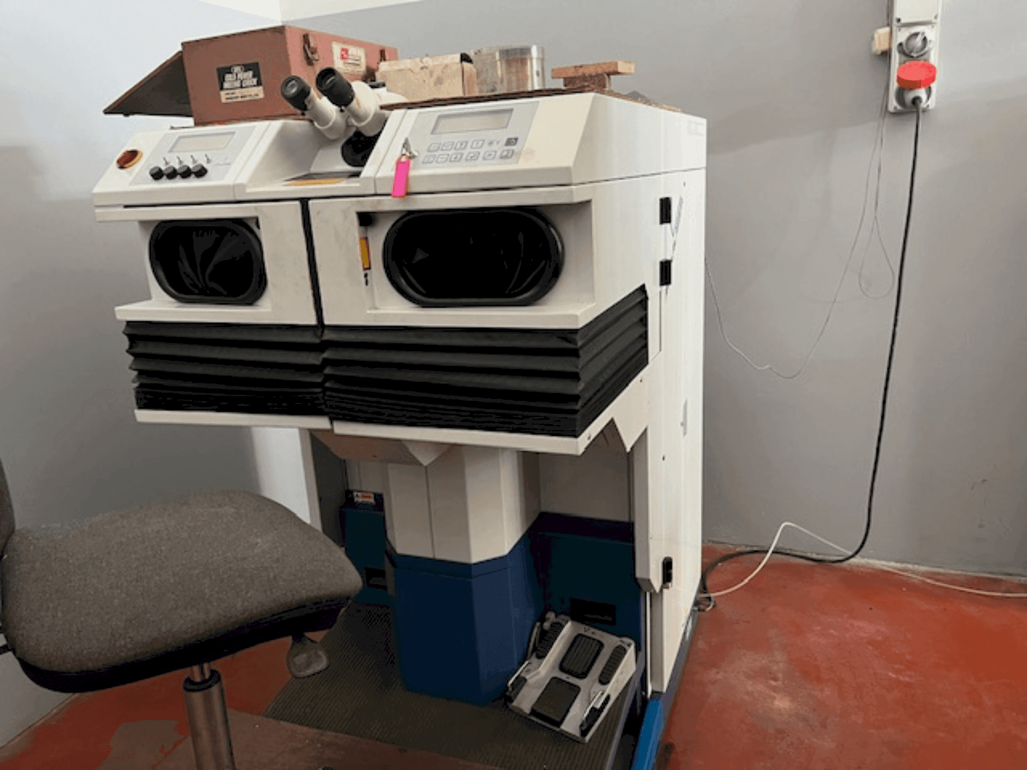 Koneen ALPHA LASER ALW 150 etunäkymä