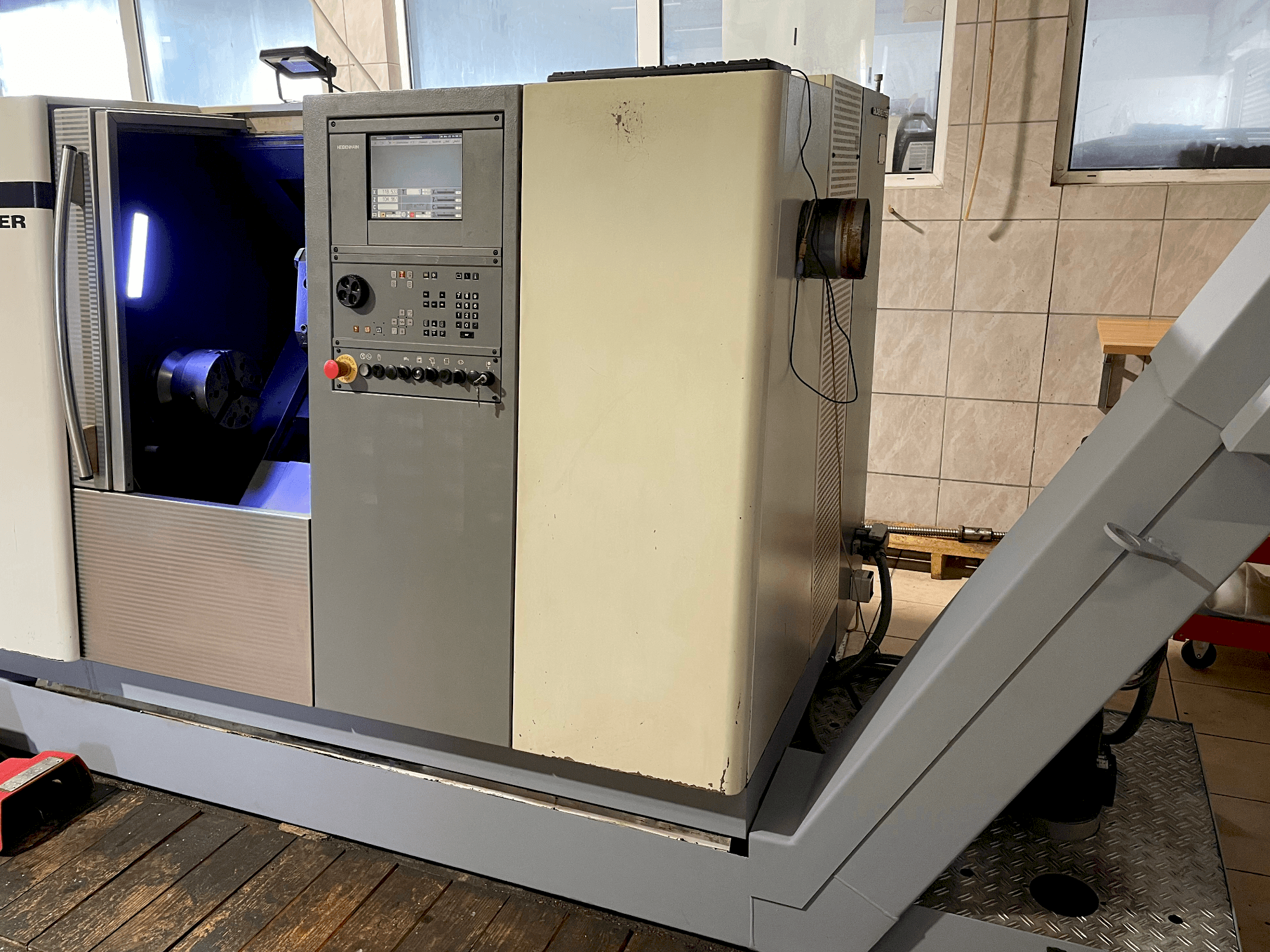 Koneen Gildemeister CTX 310 V3 etunäkymä