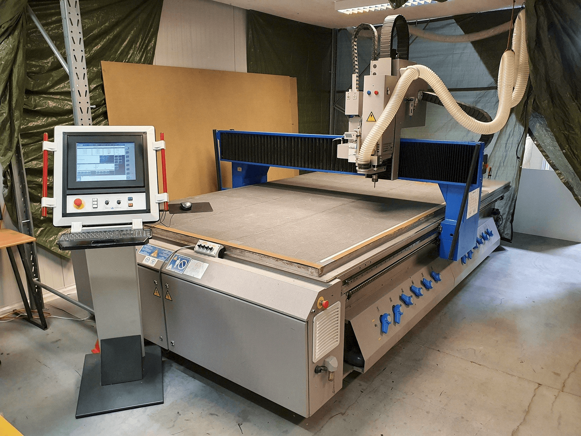 Koneen MECANUMERIC Mecapro PRO 3020 etunäkymä