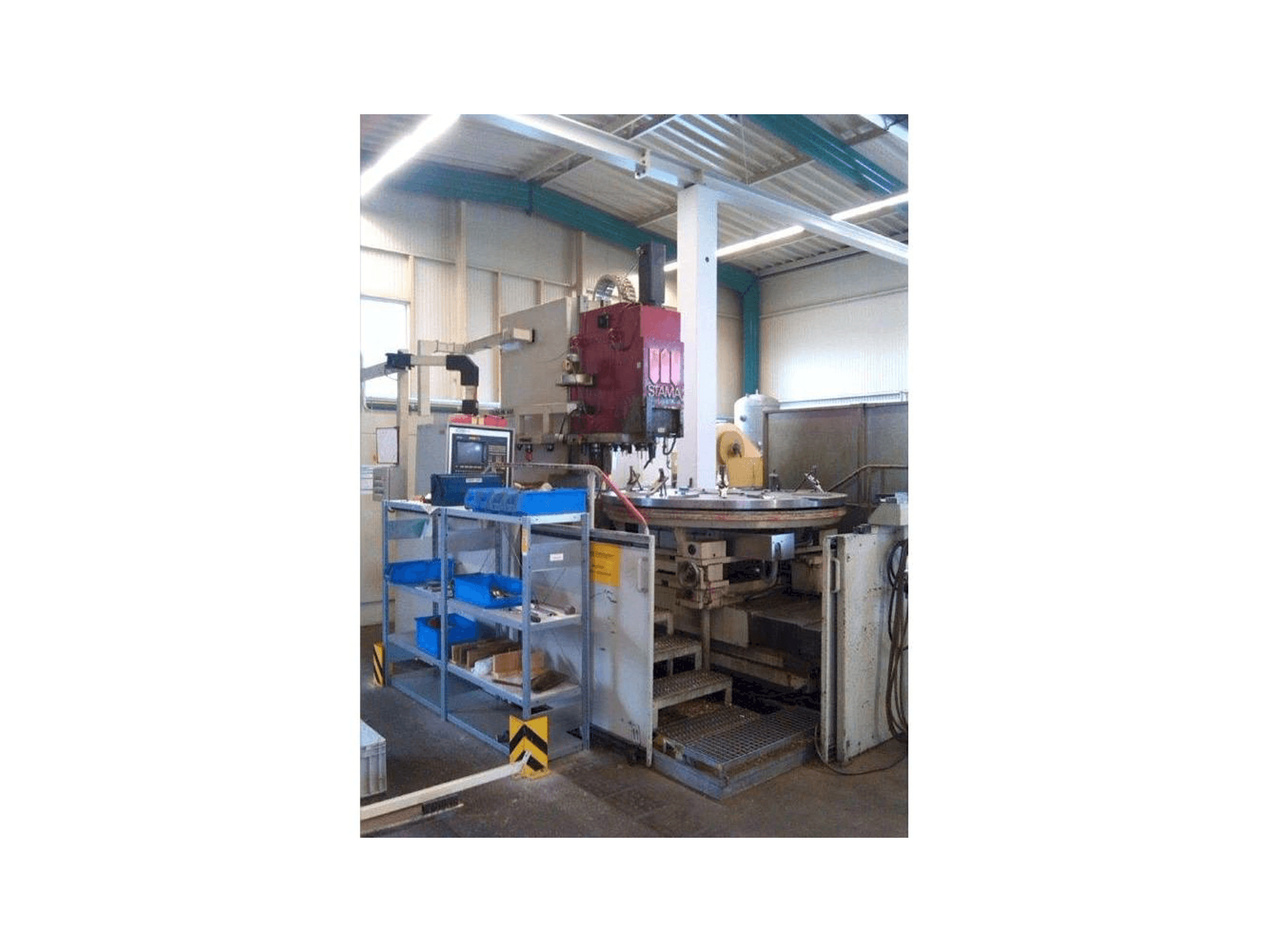 Koneen STAMA MC 430- GÜ etunäkymä