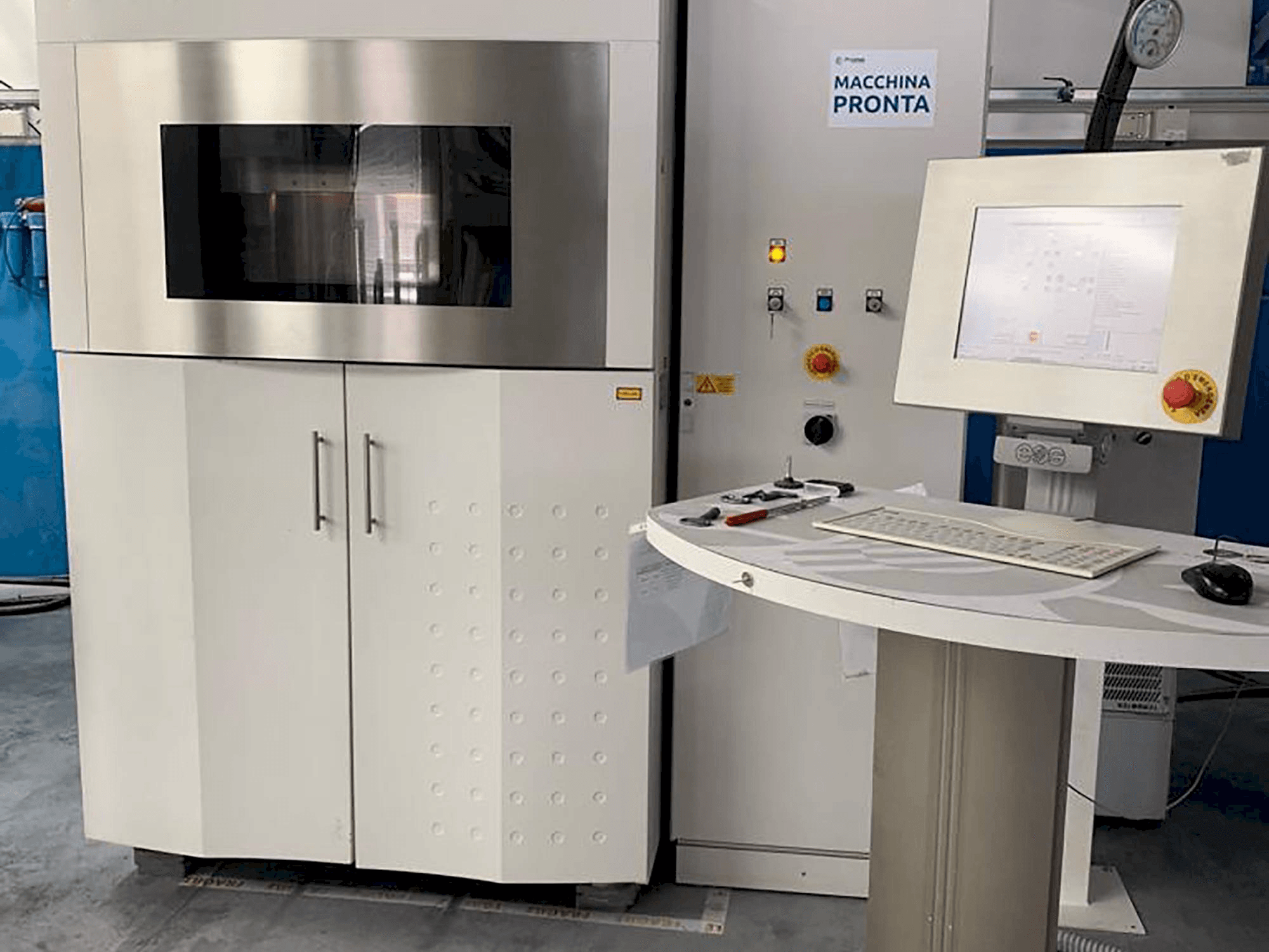 Koneen EOS Eosint P395 etunäkymä