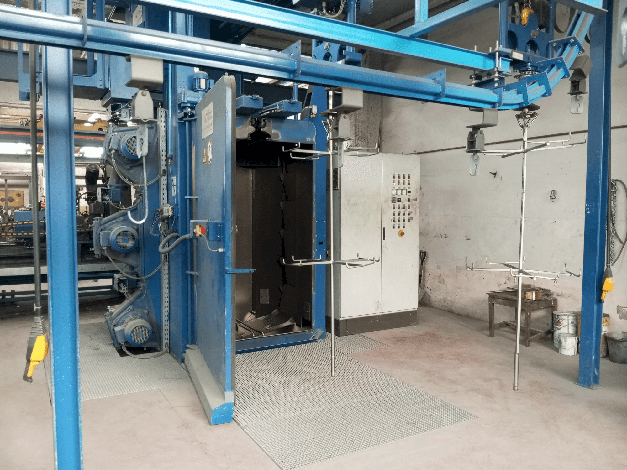 Koneen WHEELABRATOR SCHLICK HB 12/20 etunäkymä