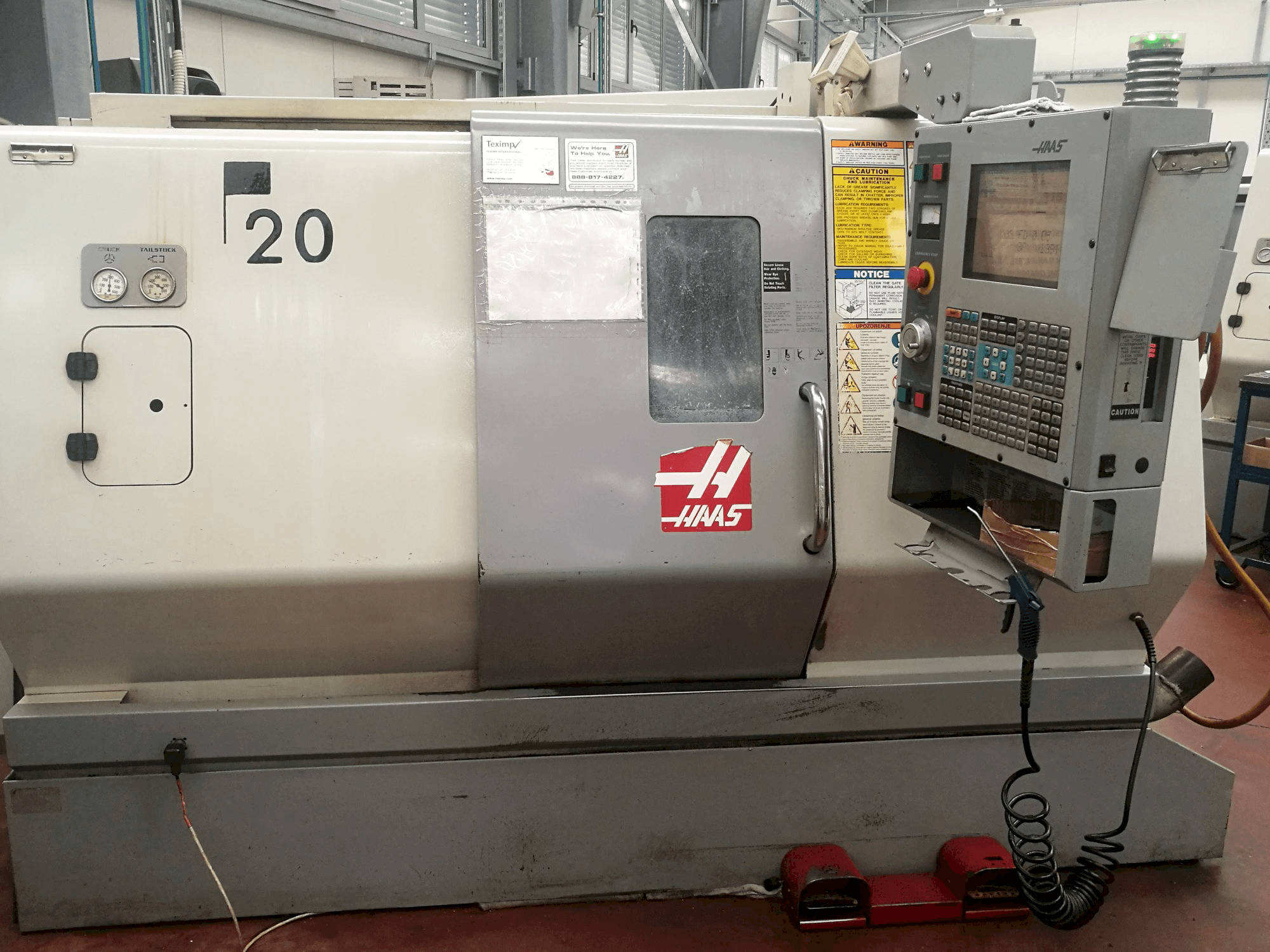 Koneen HAAS etunäkymä SL-20THE