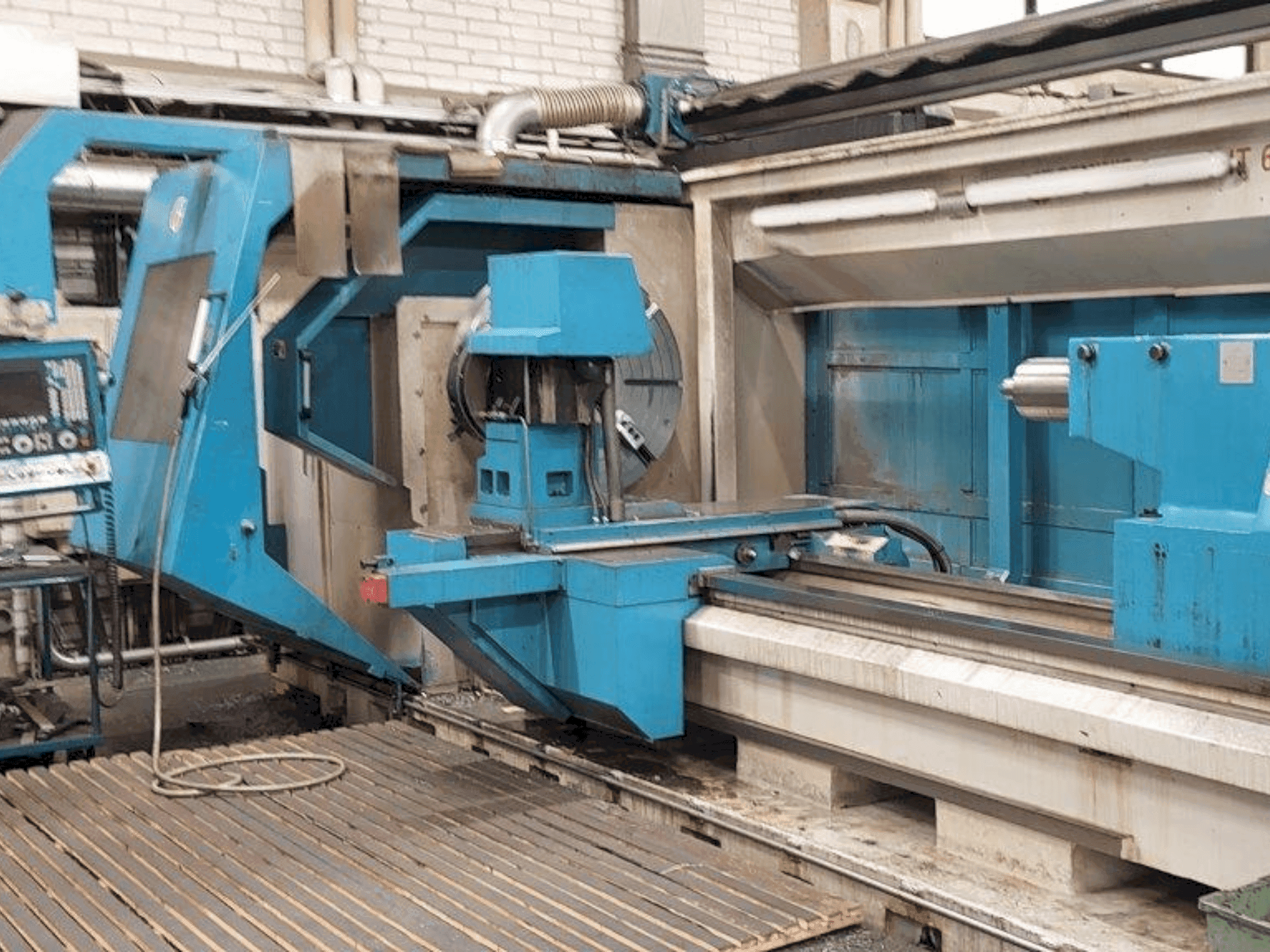 Koneen Geminis GTH 6 G2-1300 x 3000 etunäkymä