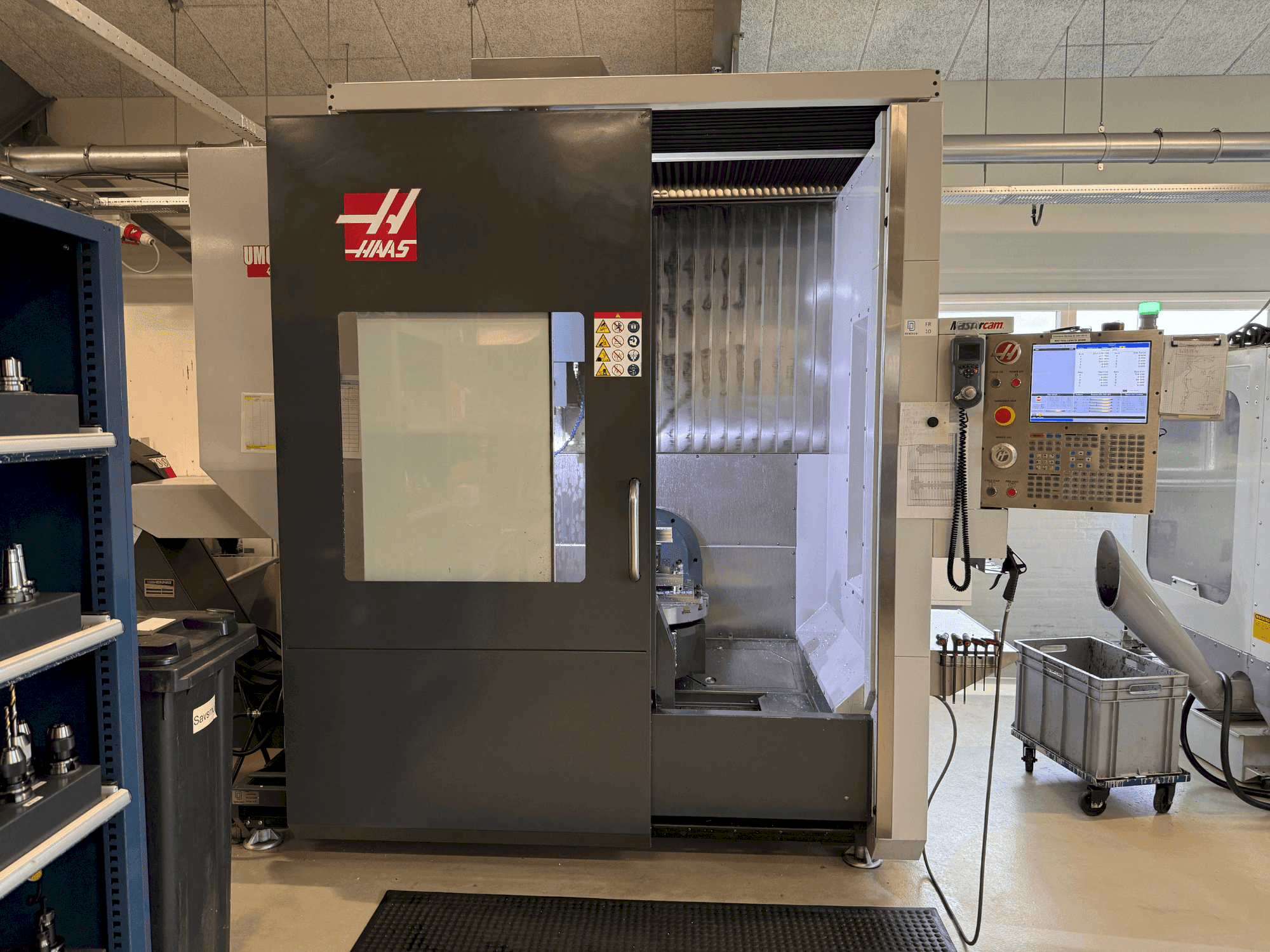 Koneen HAAS UMC-750 etunäkymä