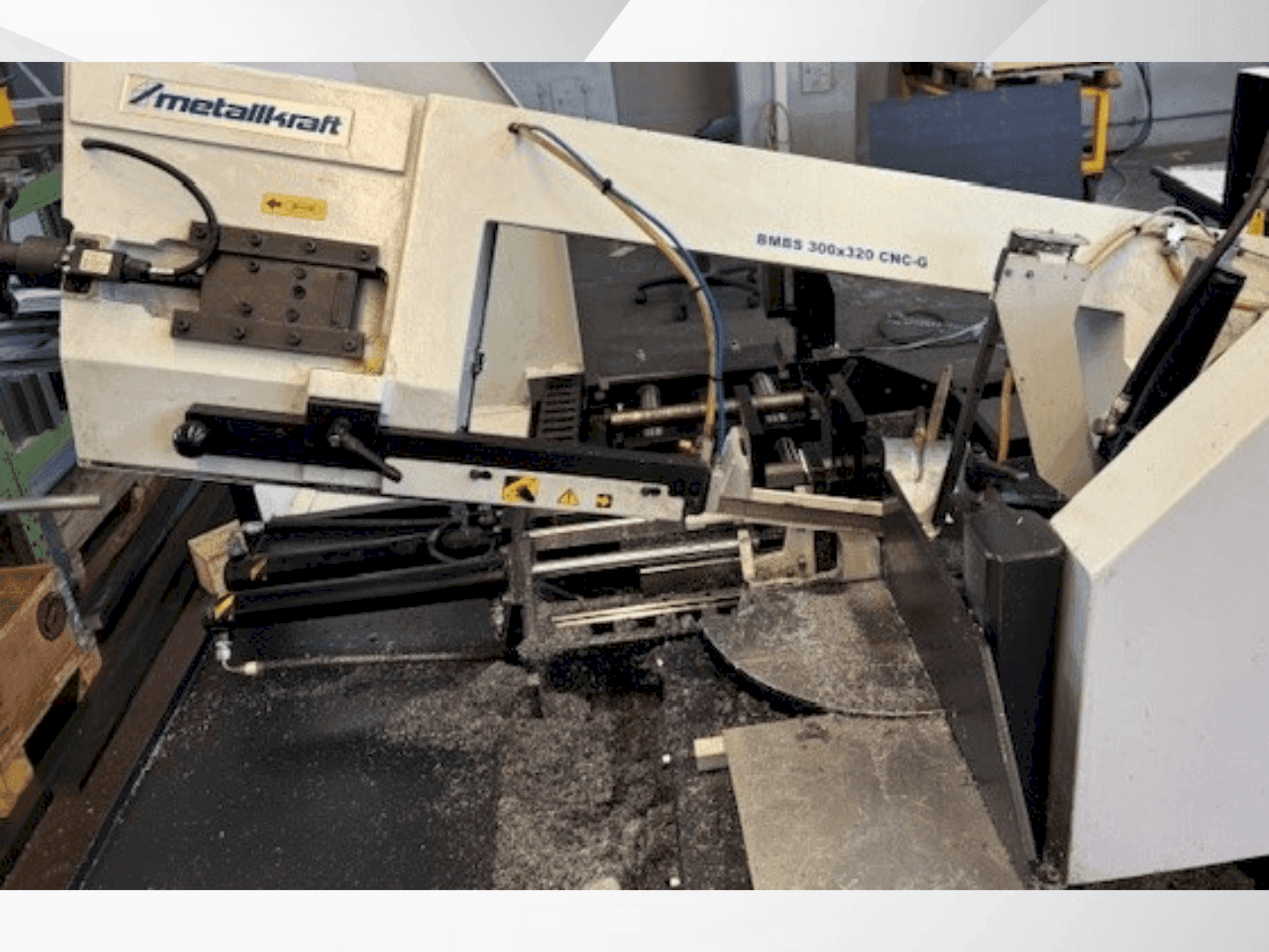 Koneen Metallkraft BMBS 300X320 etunäkymä