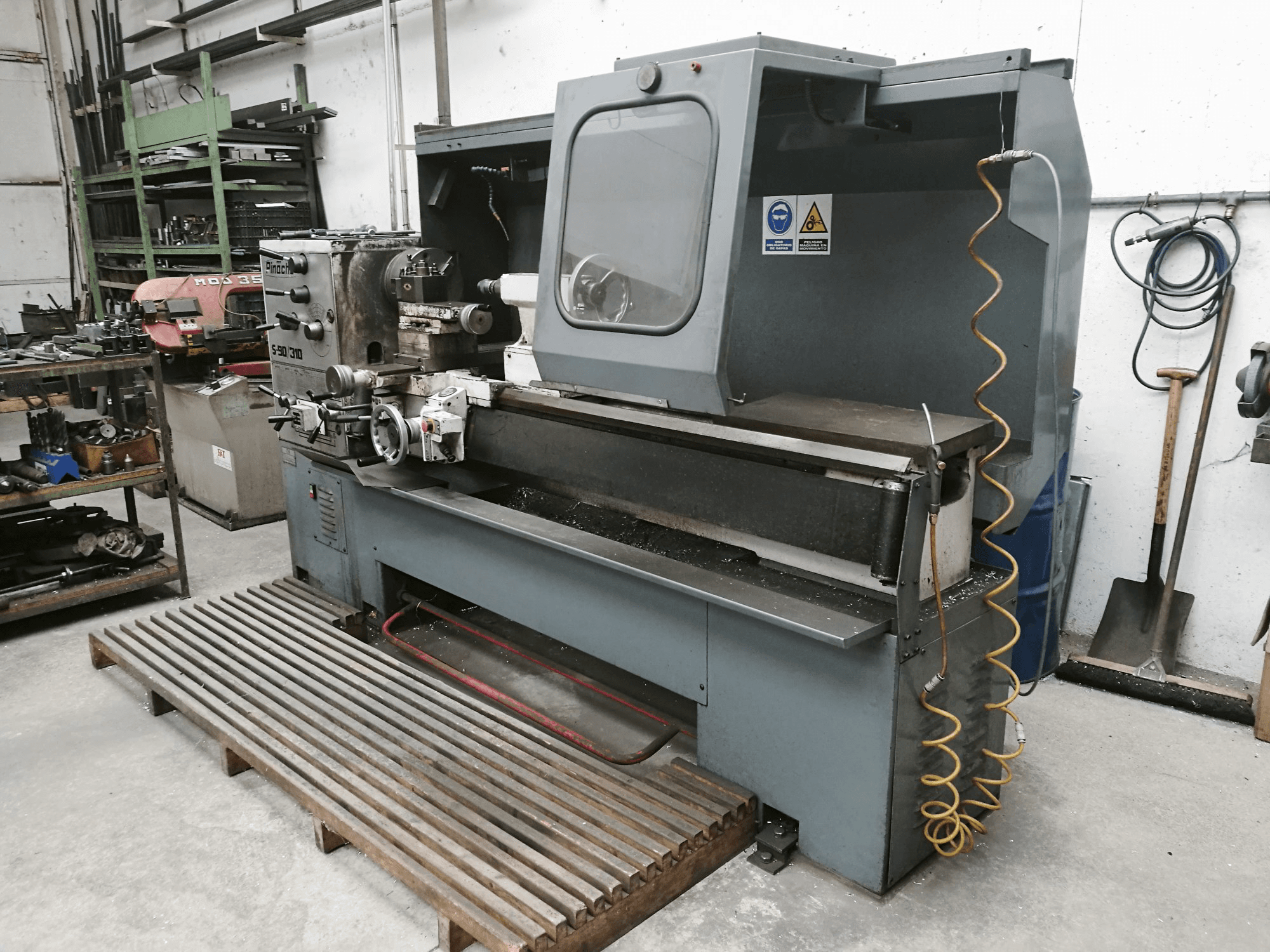 Koneen Pinacho työskentelytila S90/310