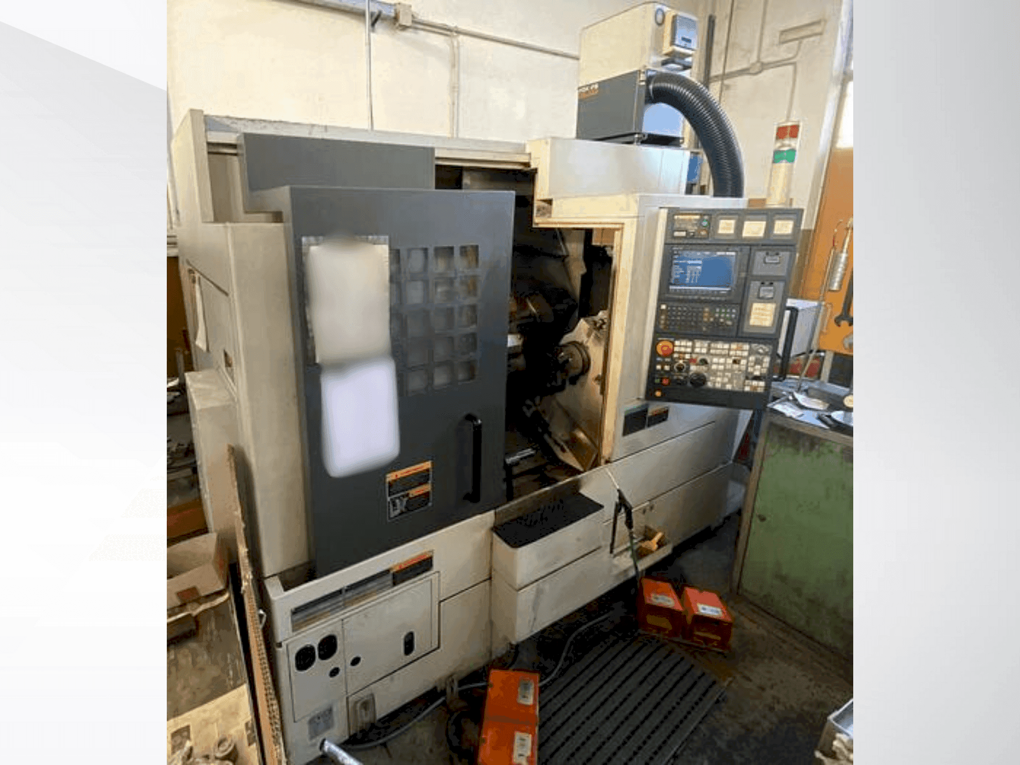 Koneen MORI SEIKI NL 2000 SY etunäkymä