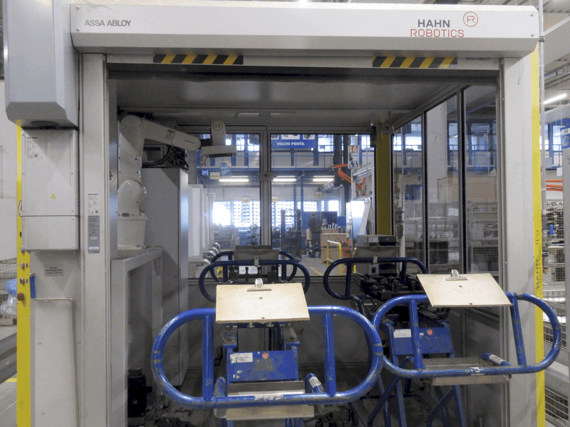 Koneen HAHN Robotics CAT Final Check EOL (2021) etunäkymä