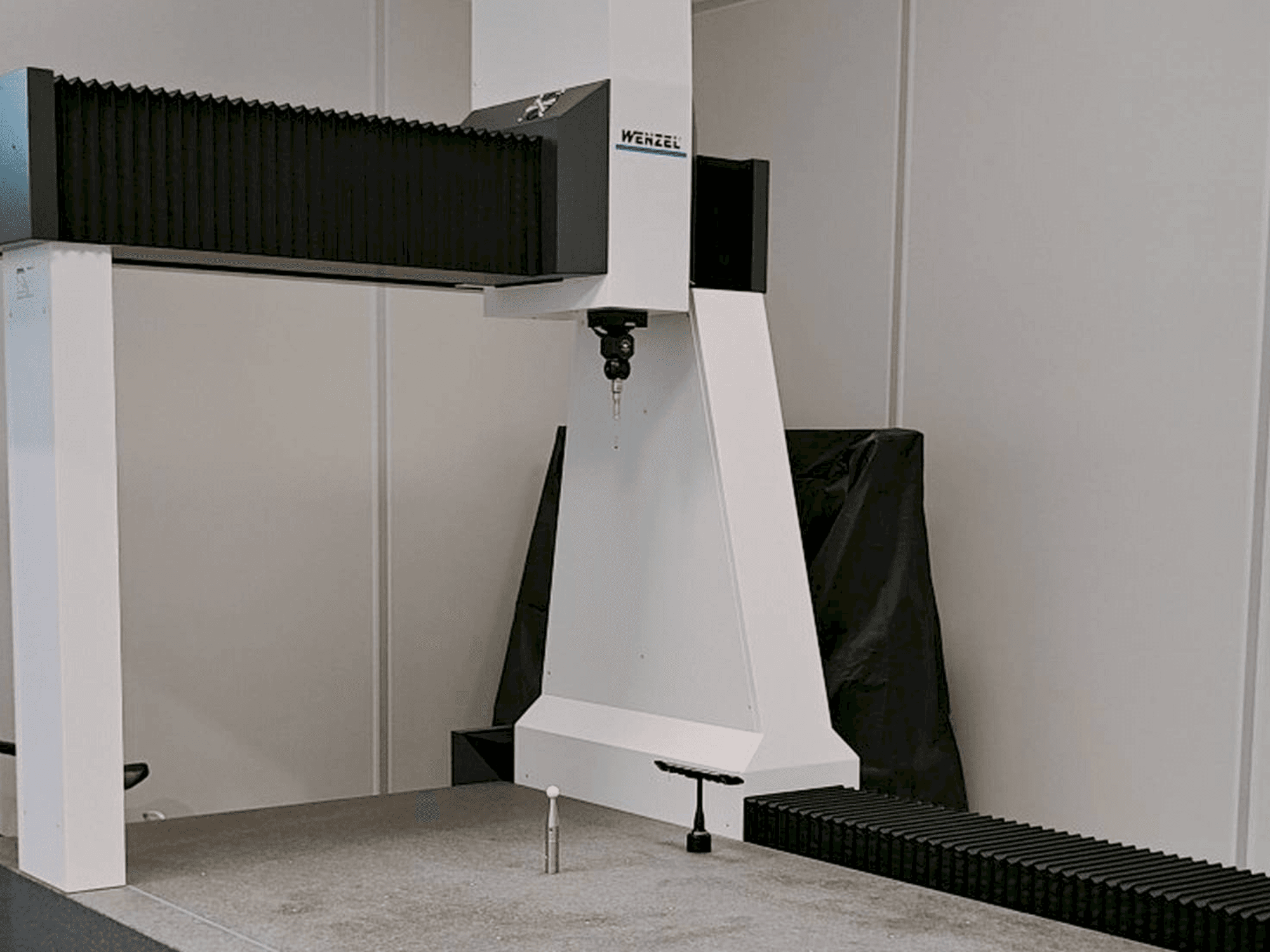 Koneen Wenzel LH 1010 etunäkymä