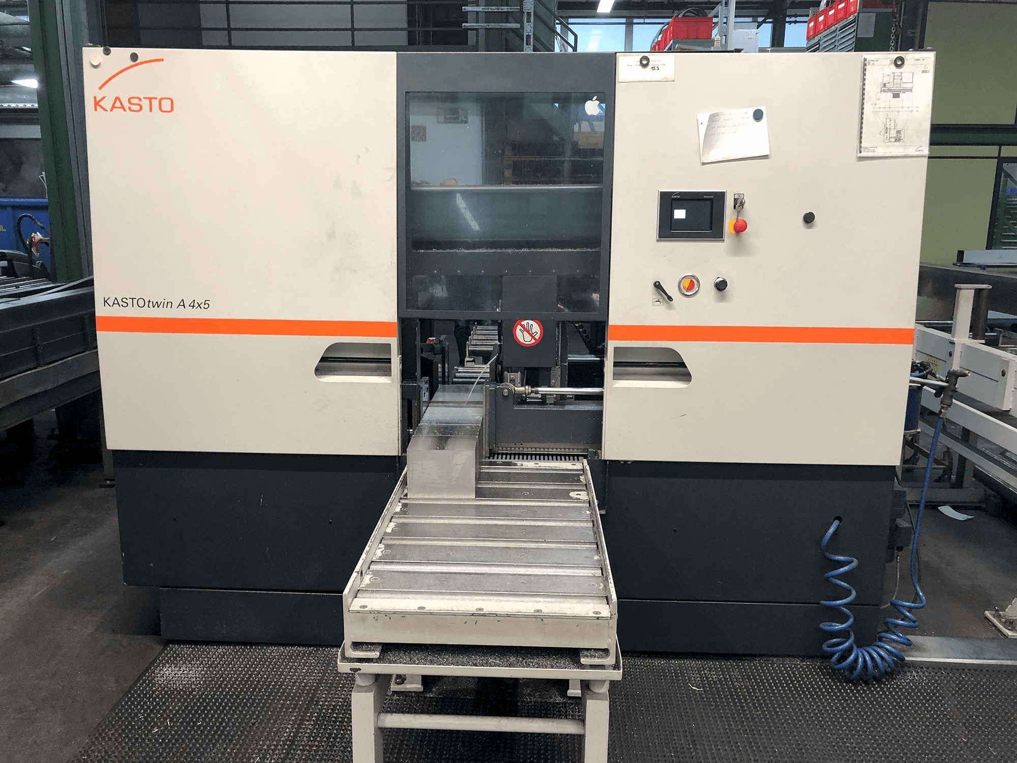 Koneen KASTO Twin A4x5 etunäkymä