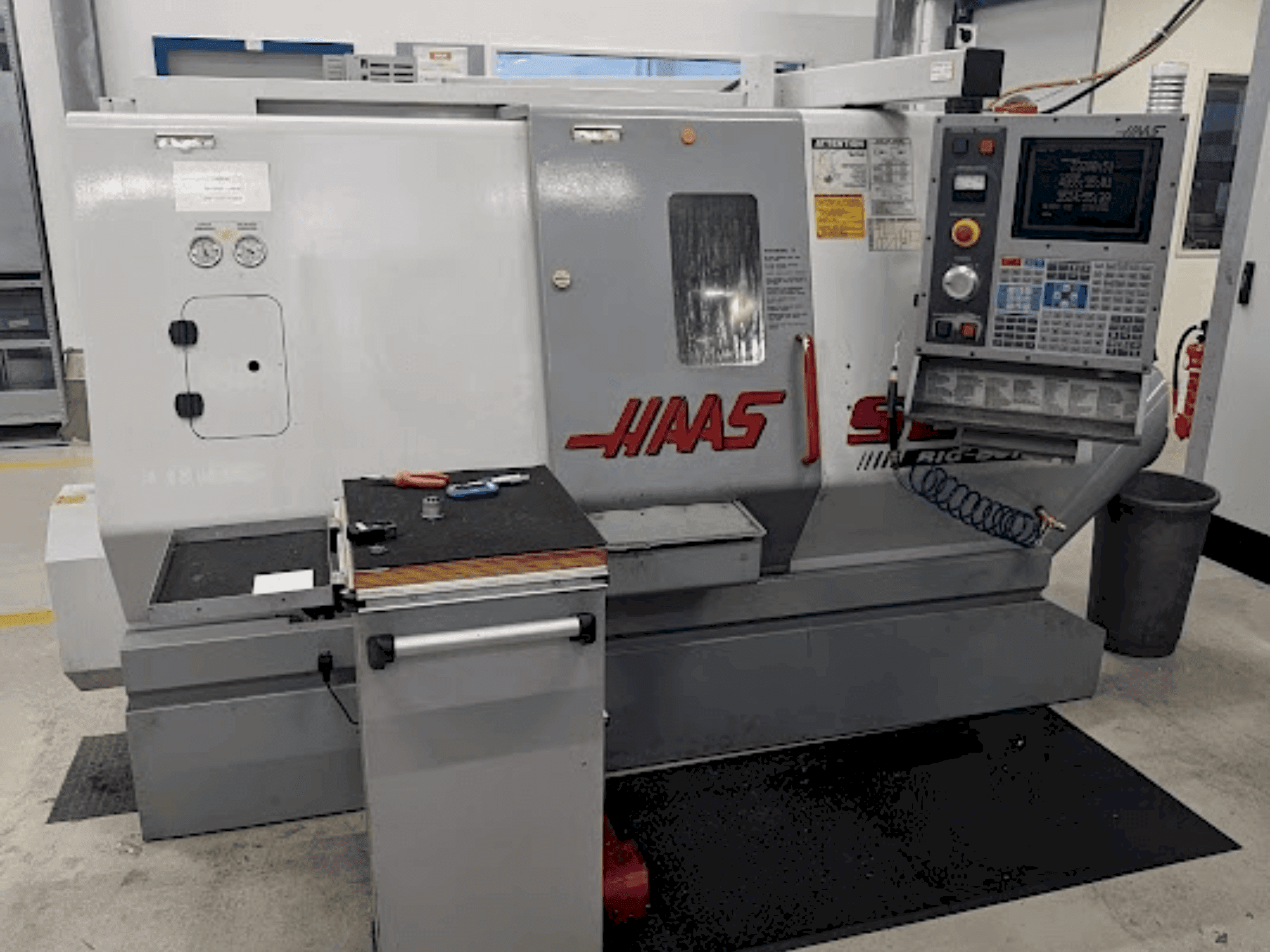 Koneen HAAS SL 20 TBHE etunäkymä