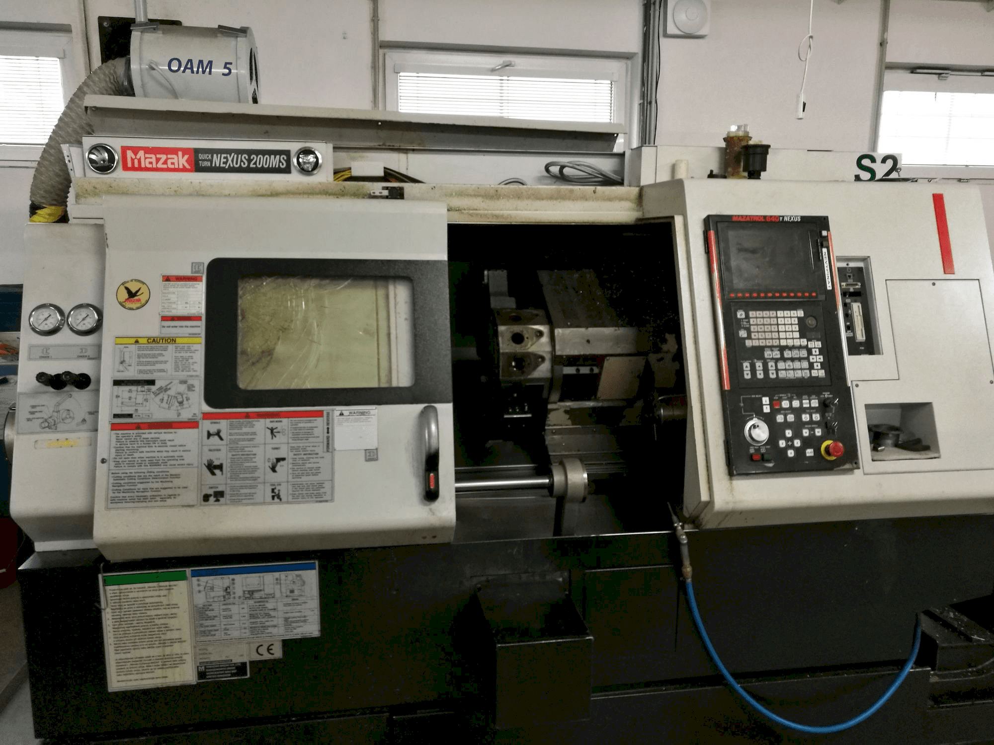 Koneen Mazak QT Nexus-200 MS etunäkymä