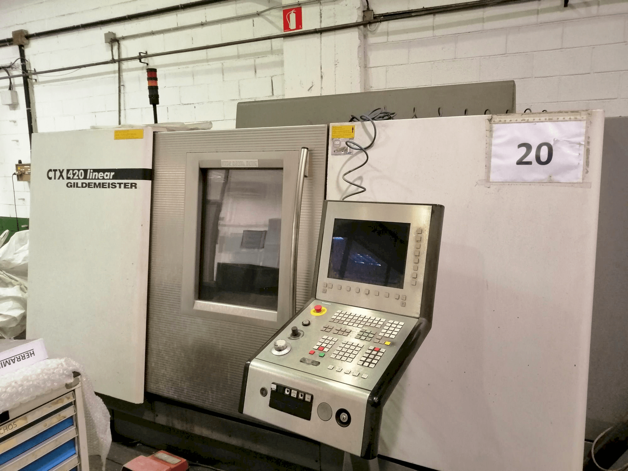 Koneen Gildemeister CTX 400 etunäkymä