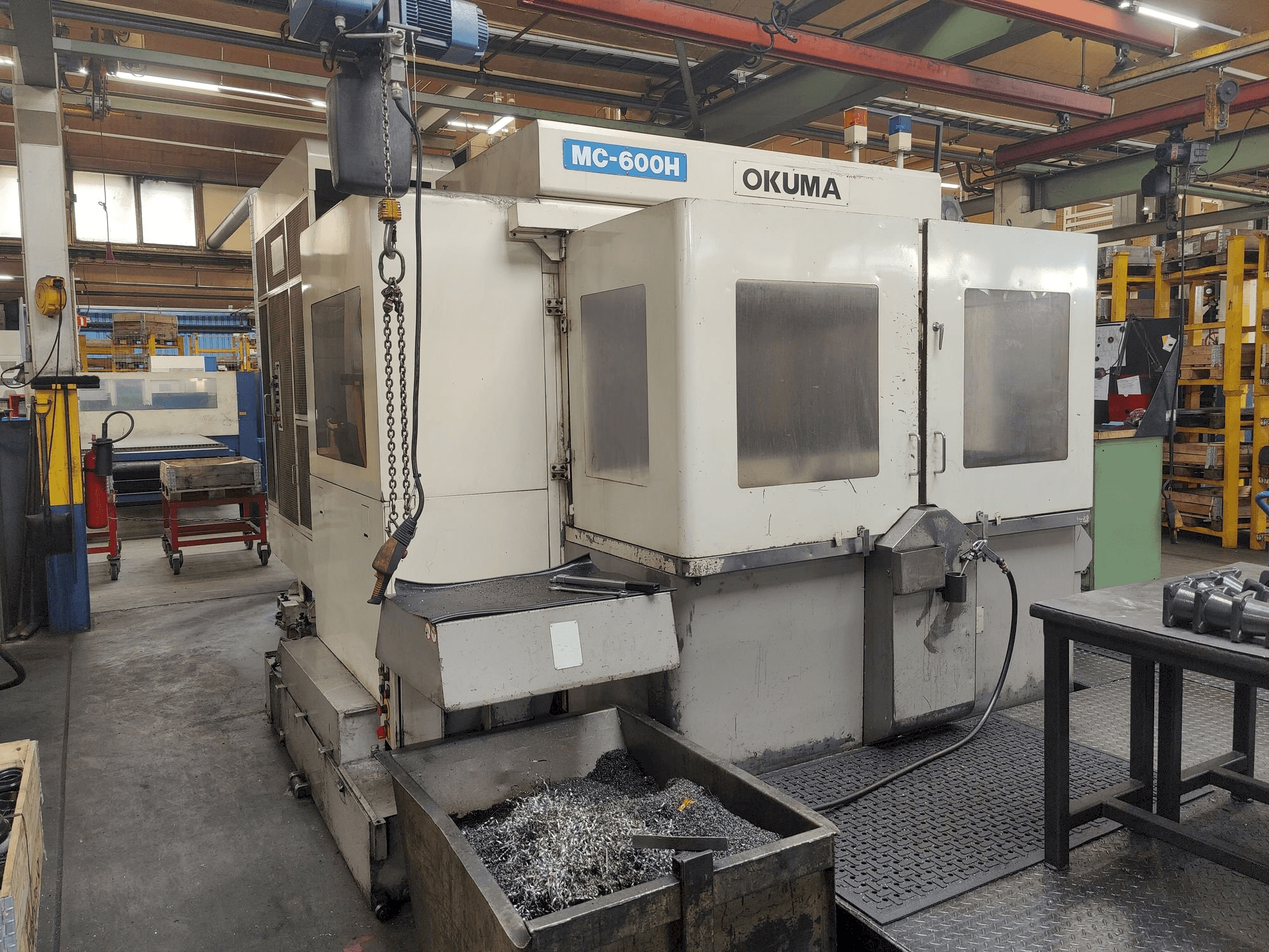Koneen Okuma MC-600 H etunäkymä