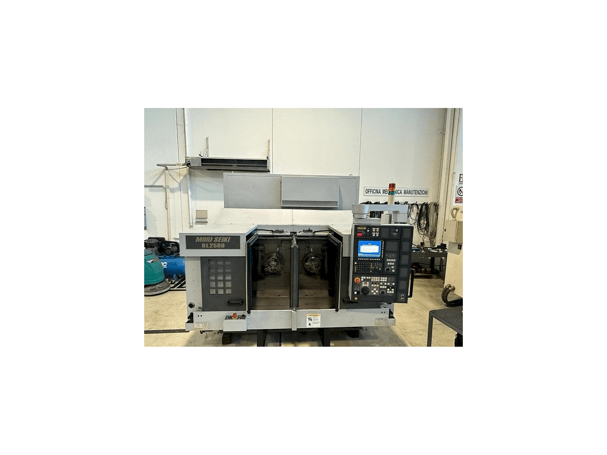 Koneen MORI SEIKI RL 2500 etunäkymä