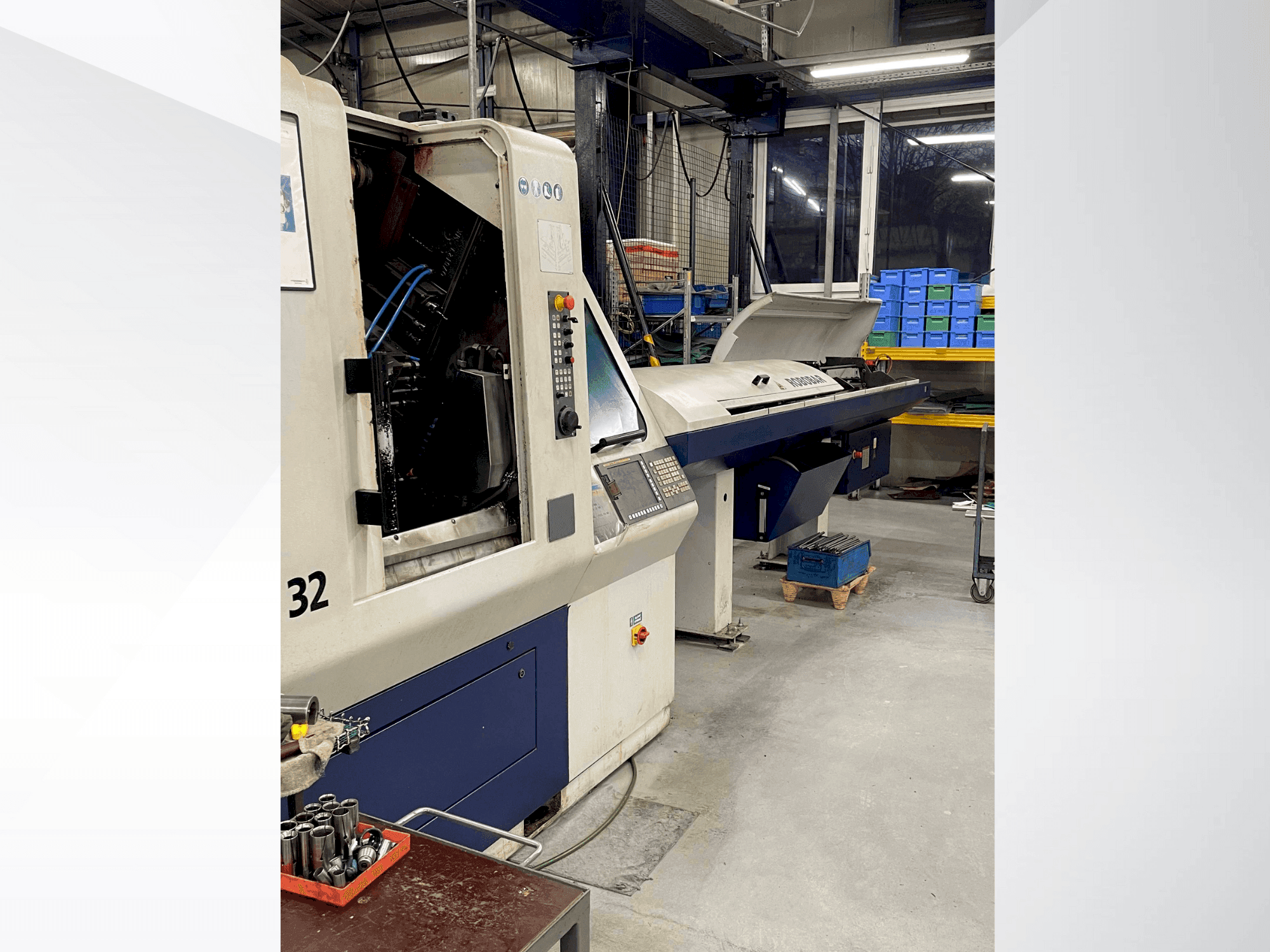 Koneen TORNOS DECO Sigma 32 etunäkymä