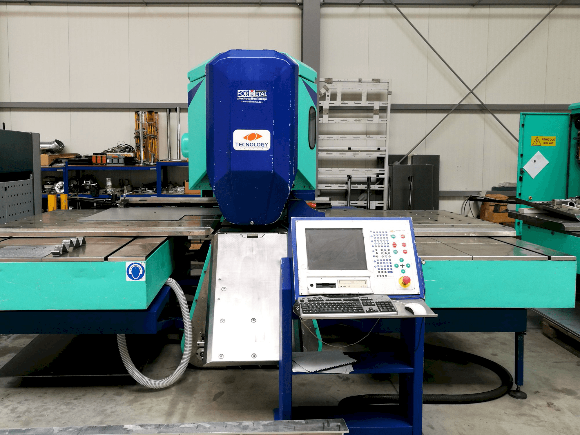 Koneen TECNOLOGY Italiana etunäkymä TECNOTRANSFER 15 SR