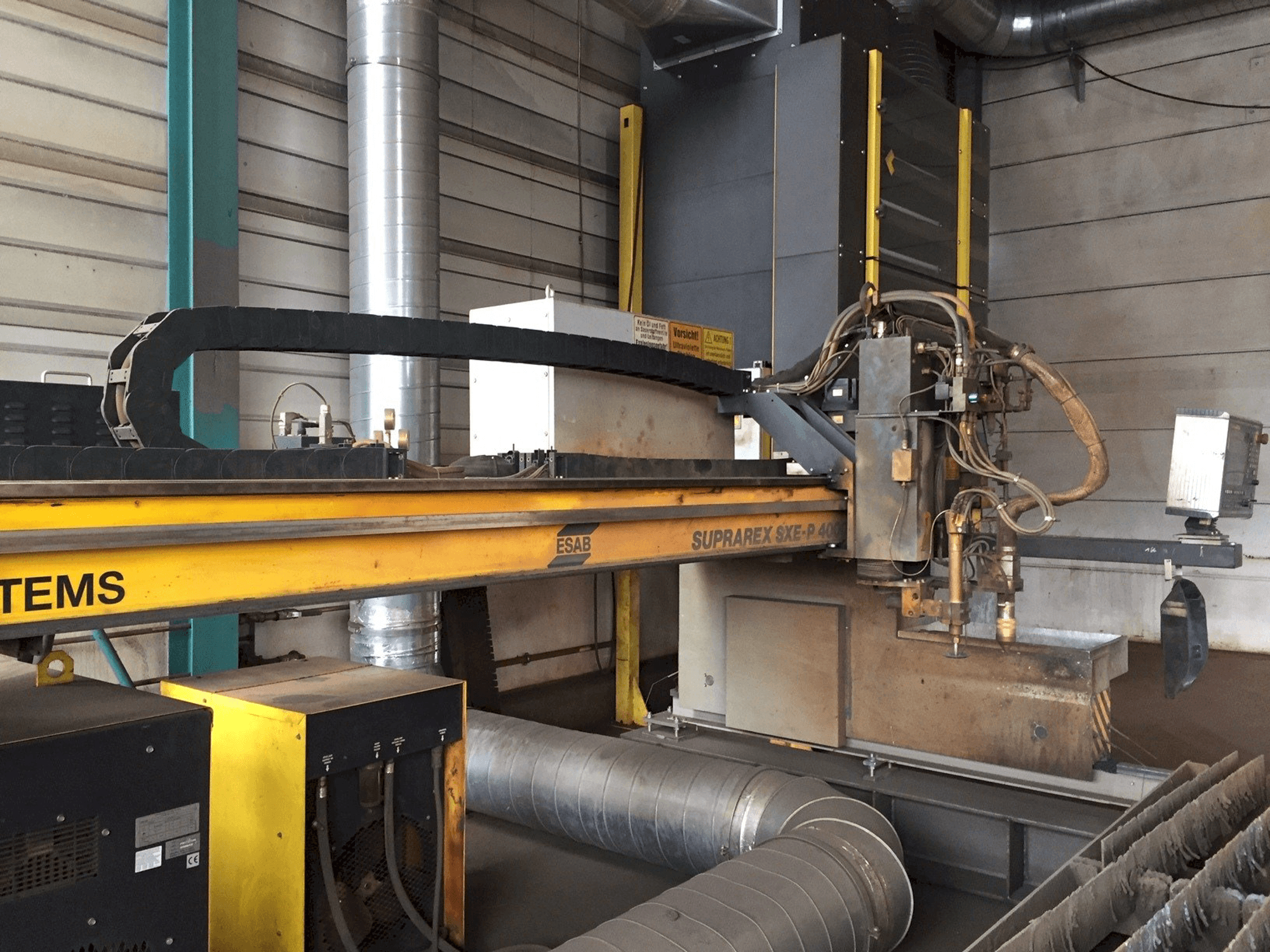 Koneen ESAB SUPRAREX SXE-P1 4000 etunäkymä