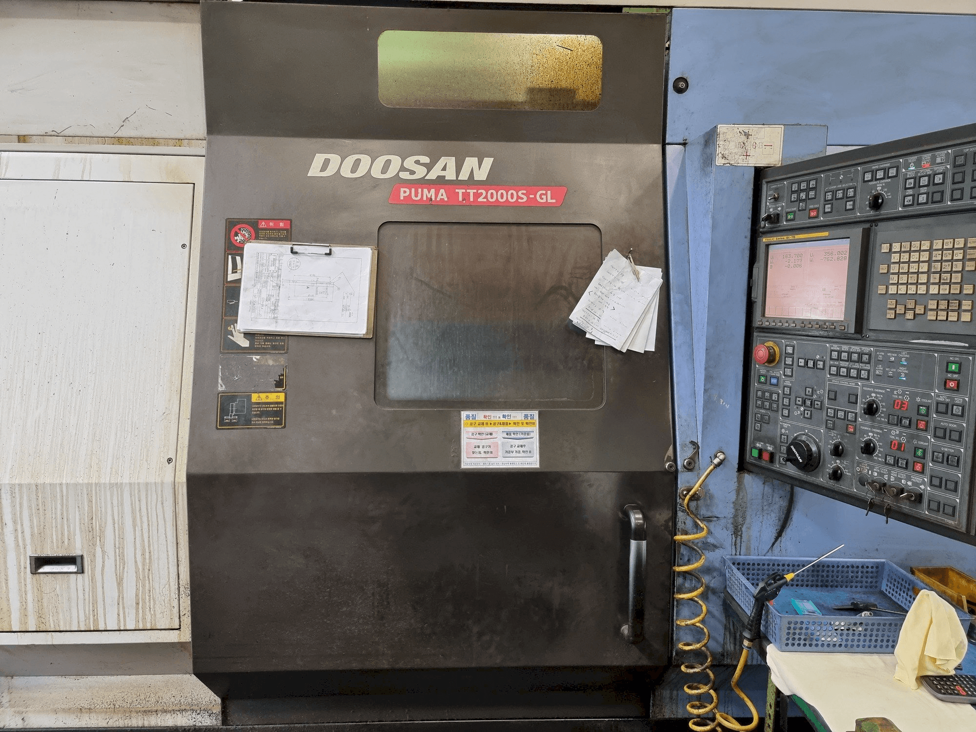 Koneen Doosan PUMA TT2000S-GL etunäkymä