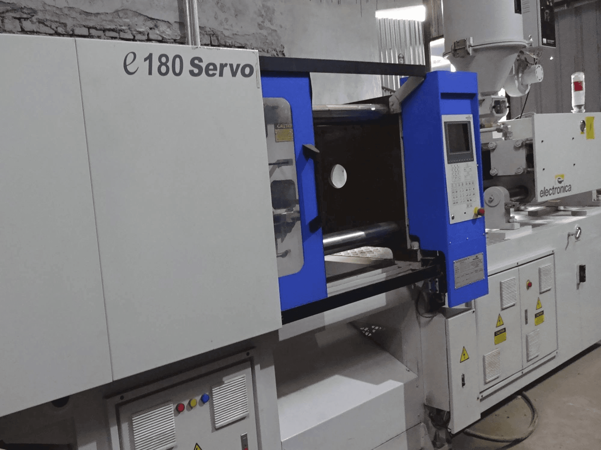 Koneen Electronica etunäkymä EP01800126