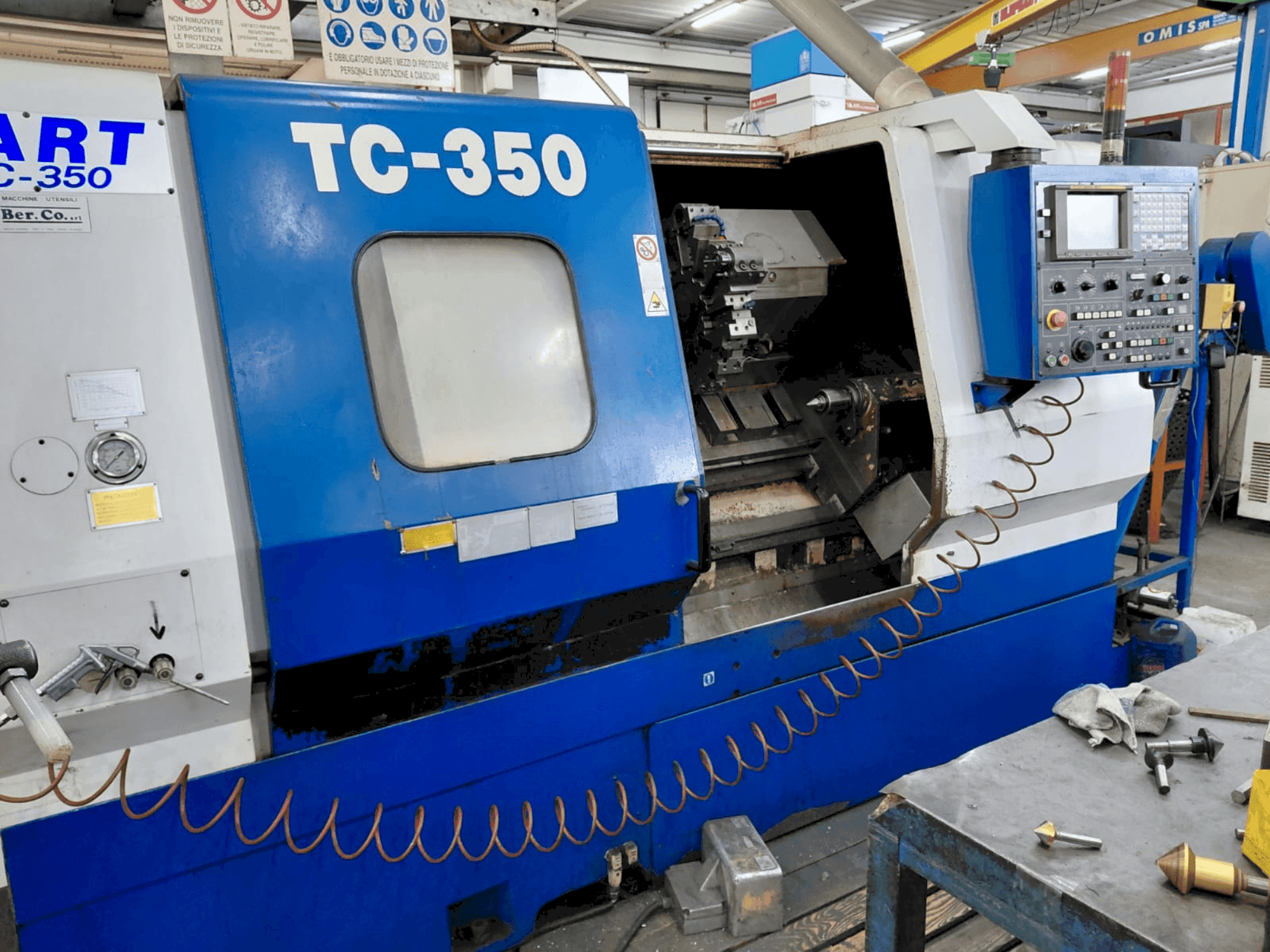 Koneen DART TC350 etunäkymä