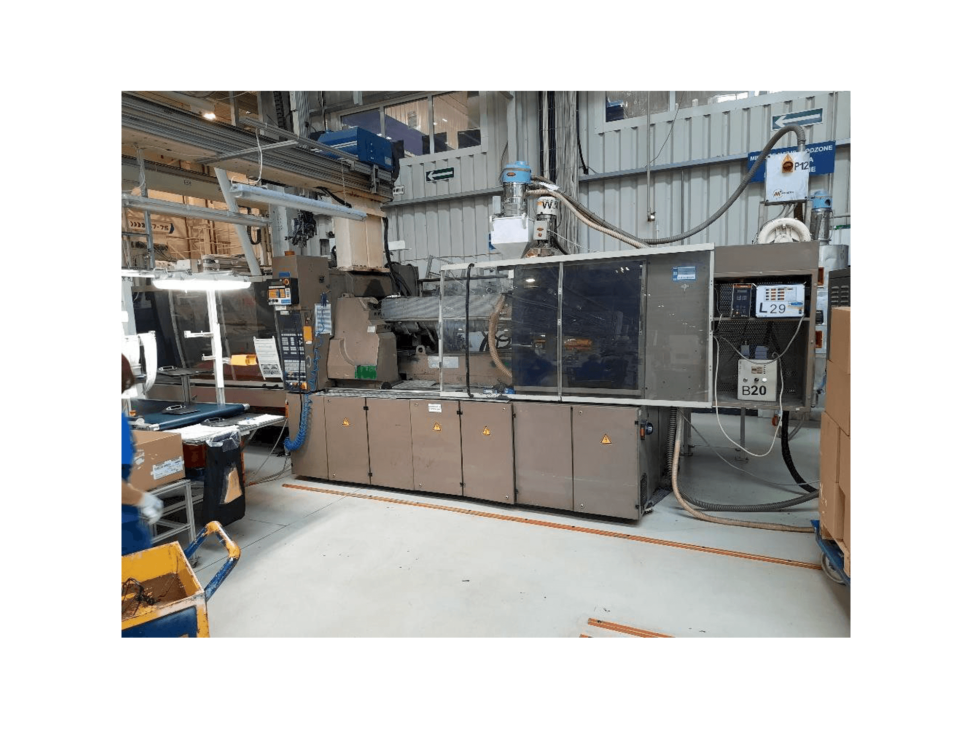 Koneen ENGEL ES 2550/400HL etunäkymä