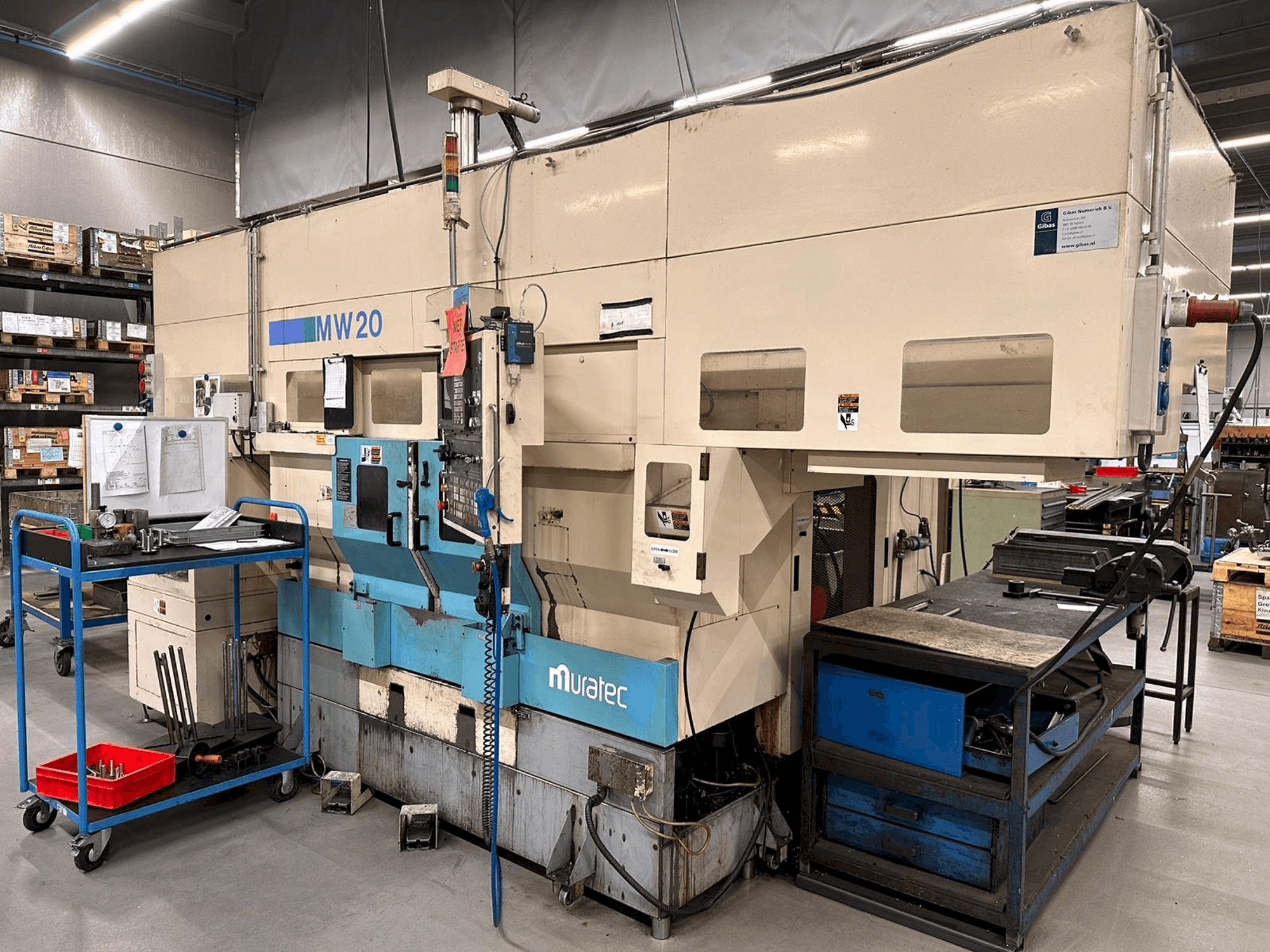 Koneen Muratec MW20 etunäkymä