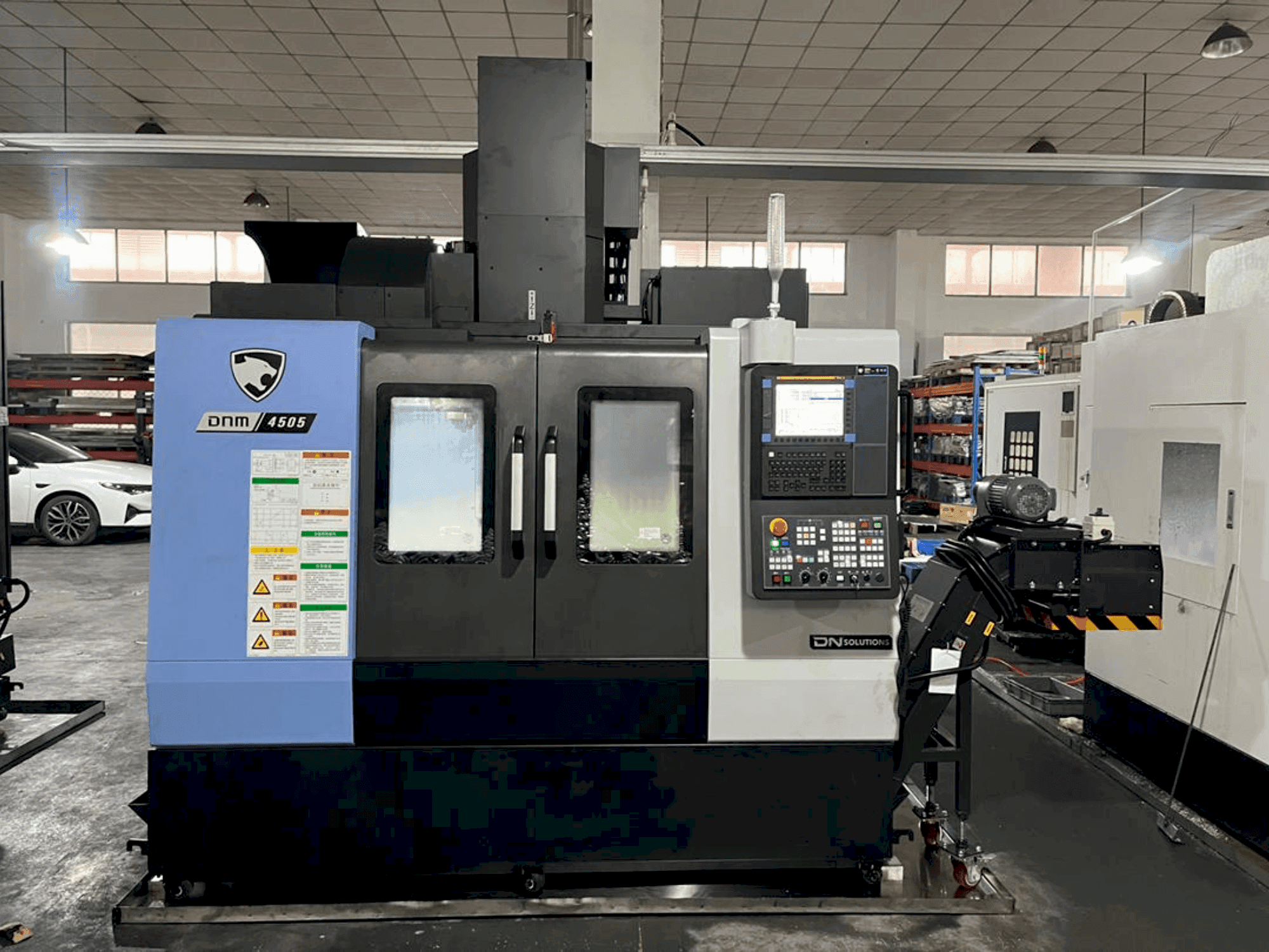 Koneen DOOSAN dnm 4505 (2024) etunäkymä