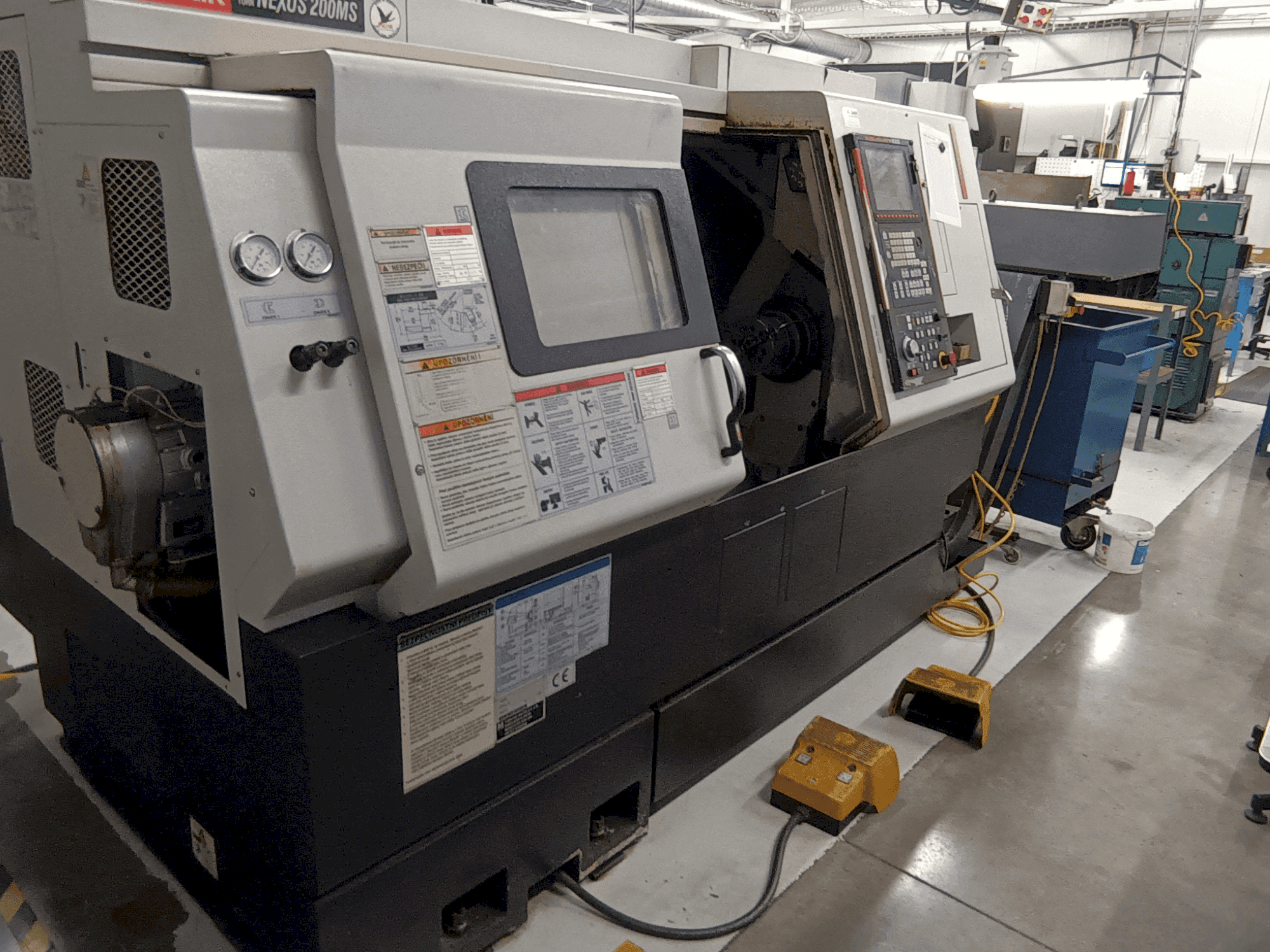 Koneen Mazak Quick Turn NEXUS 200MS etunäkymä