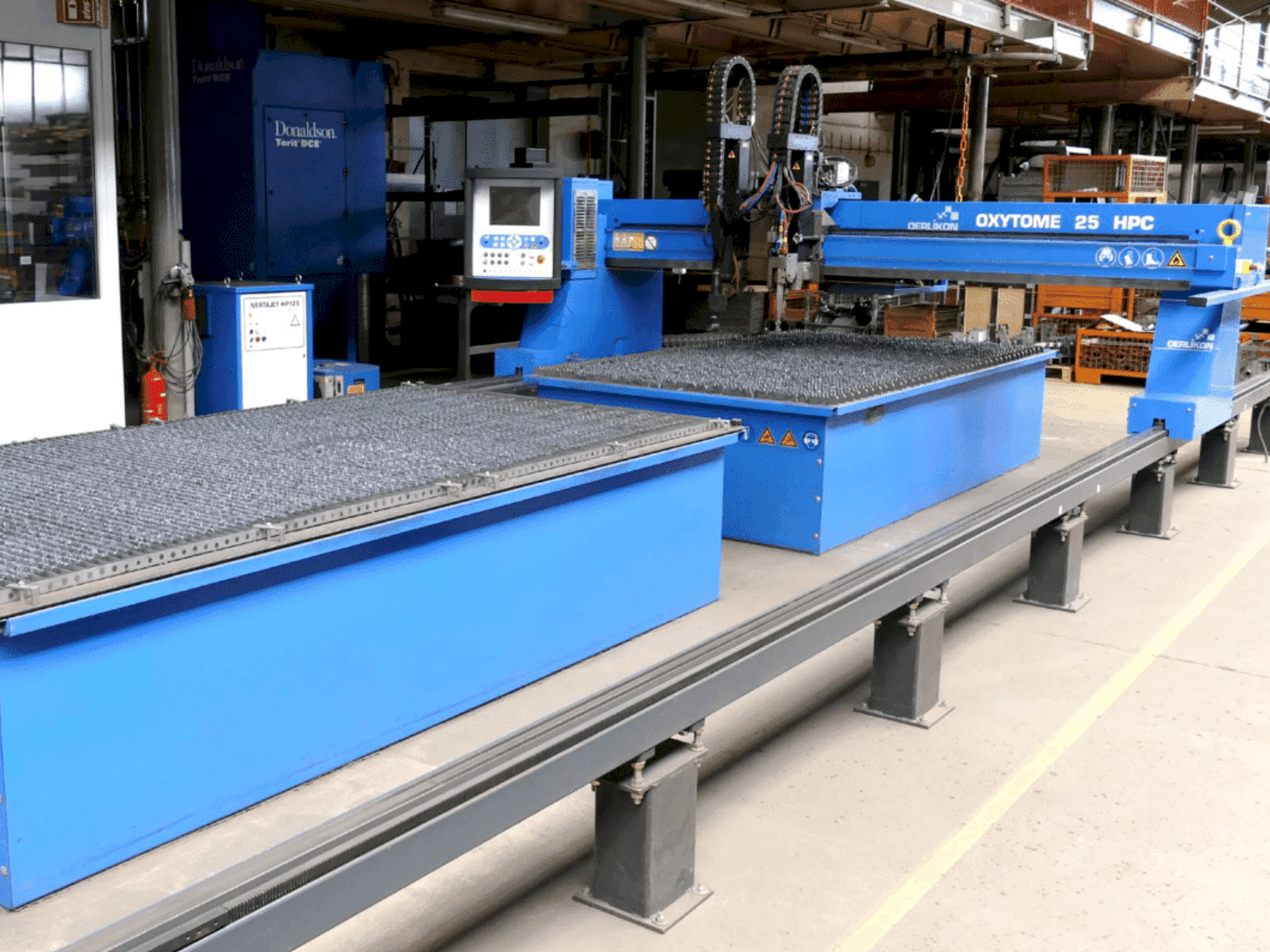 Koneen Oerlikon Oxytome 25 HPC etunäkymä