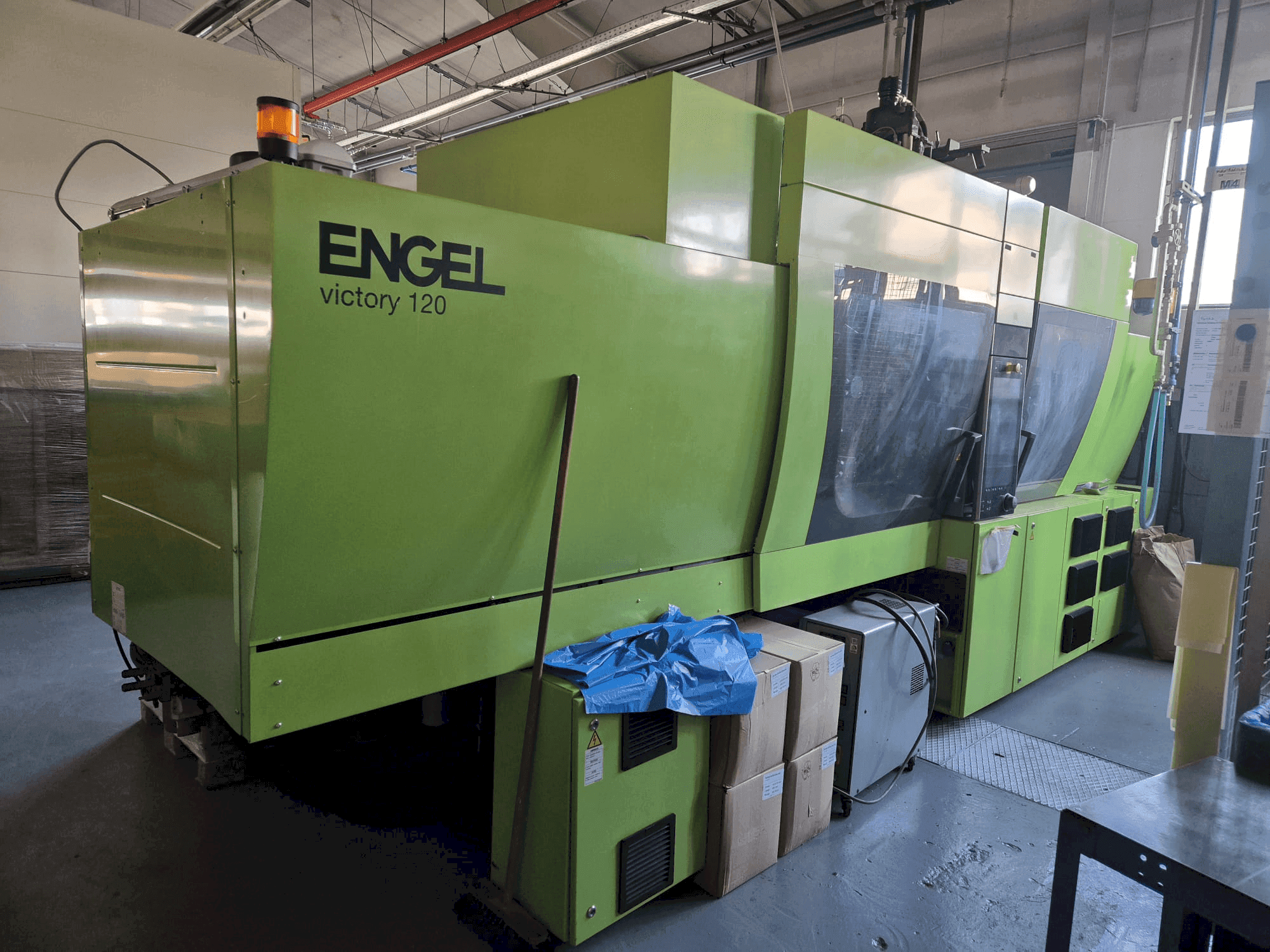 Koneen Engel Victory 330H/200V/120 Combi etunäkymä