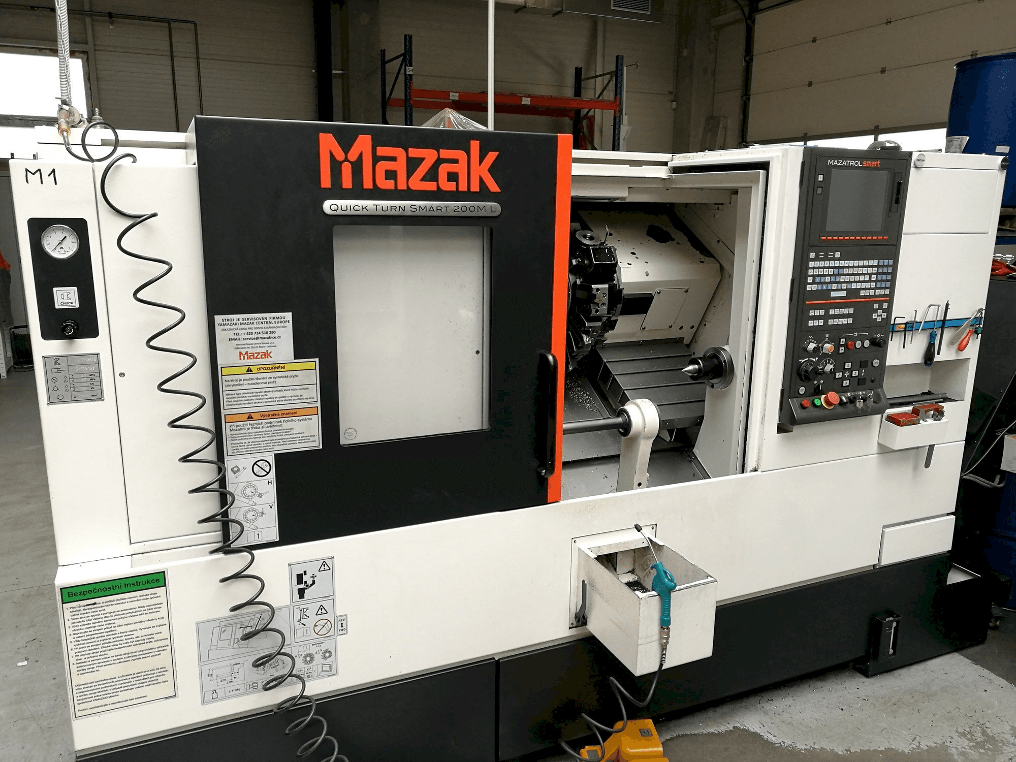 Koneen Mazak Quick Turn Smart 200 ML etunäkymä