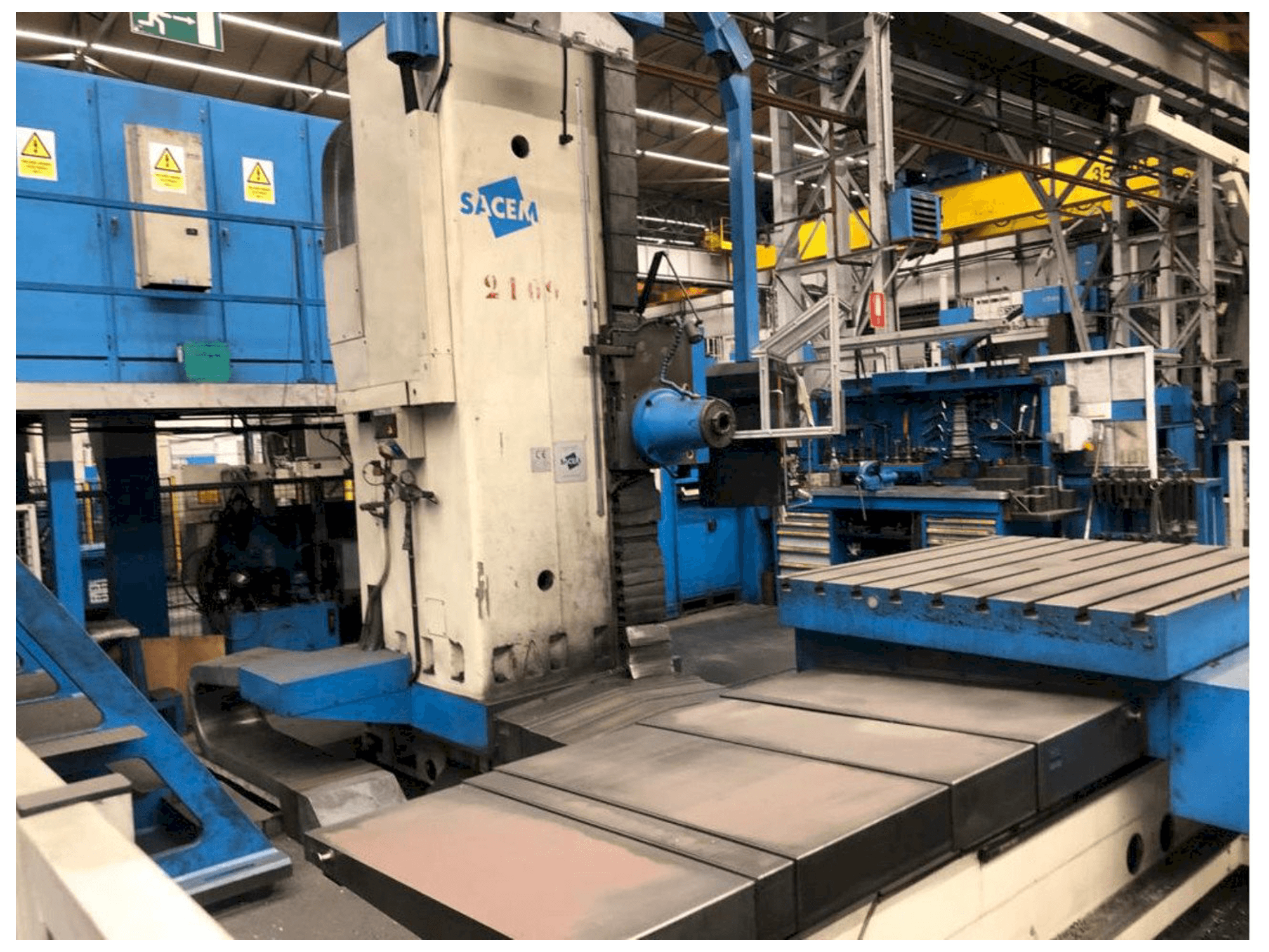 Koneen Sacem MSMG - XC/110-C/N etunäkymä