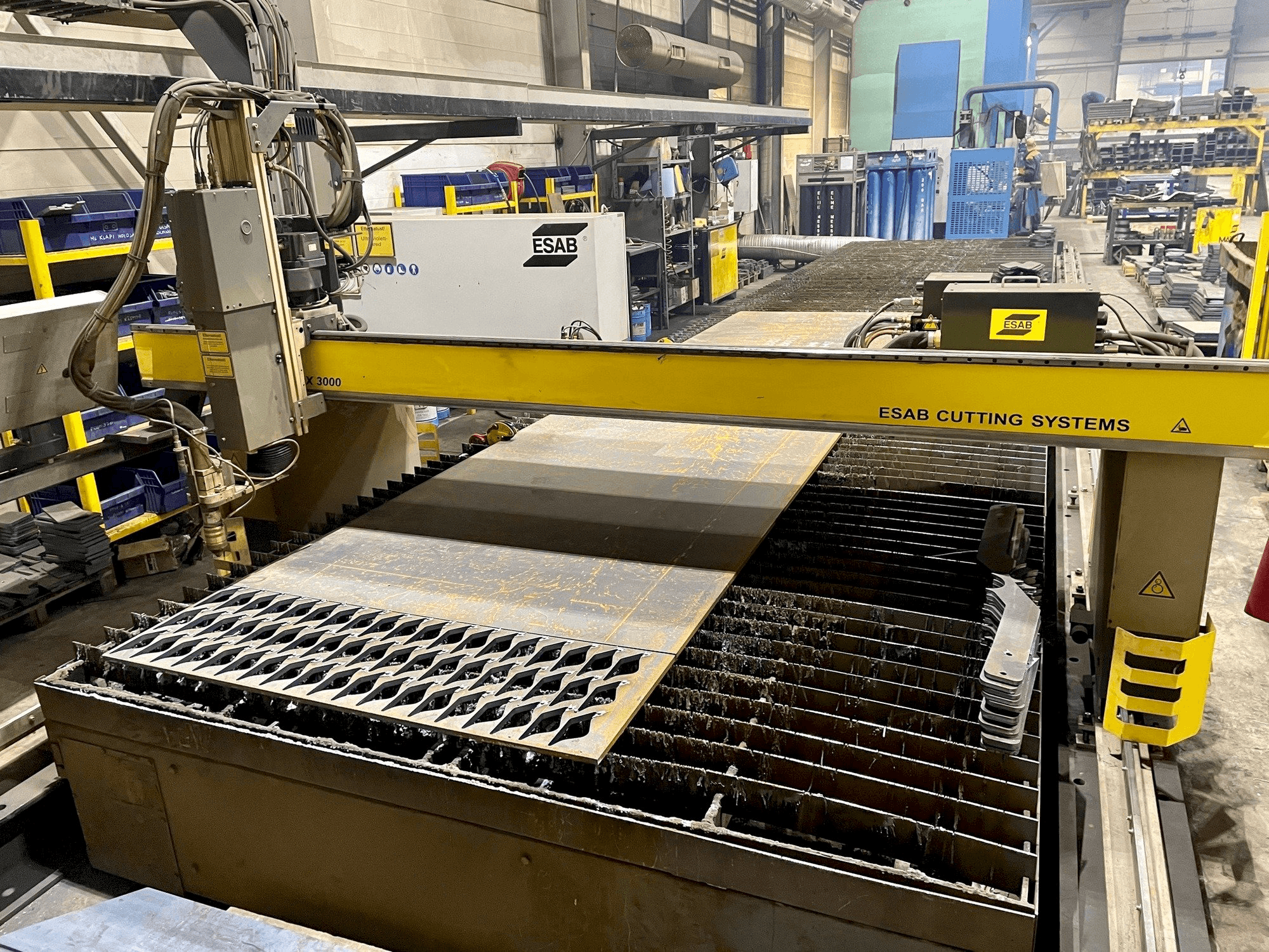 Koneen ESAB Combirex DX 3000 etunäkymä