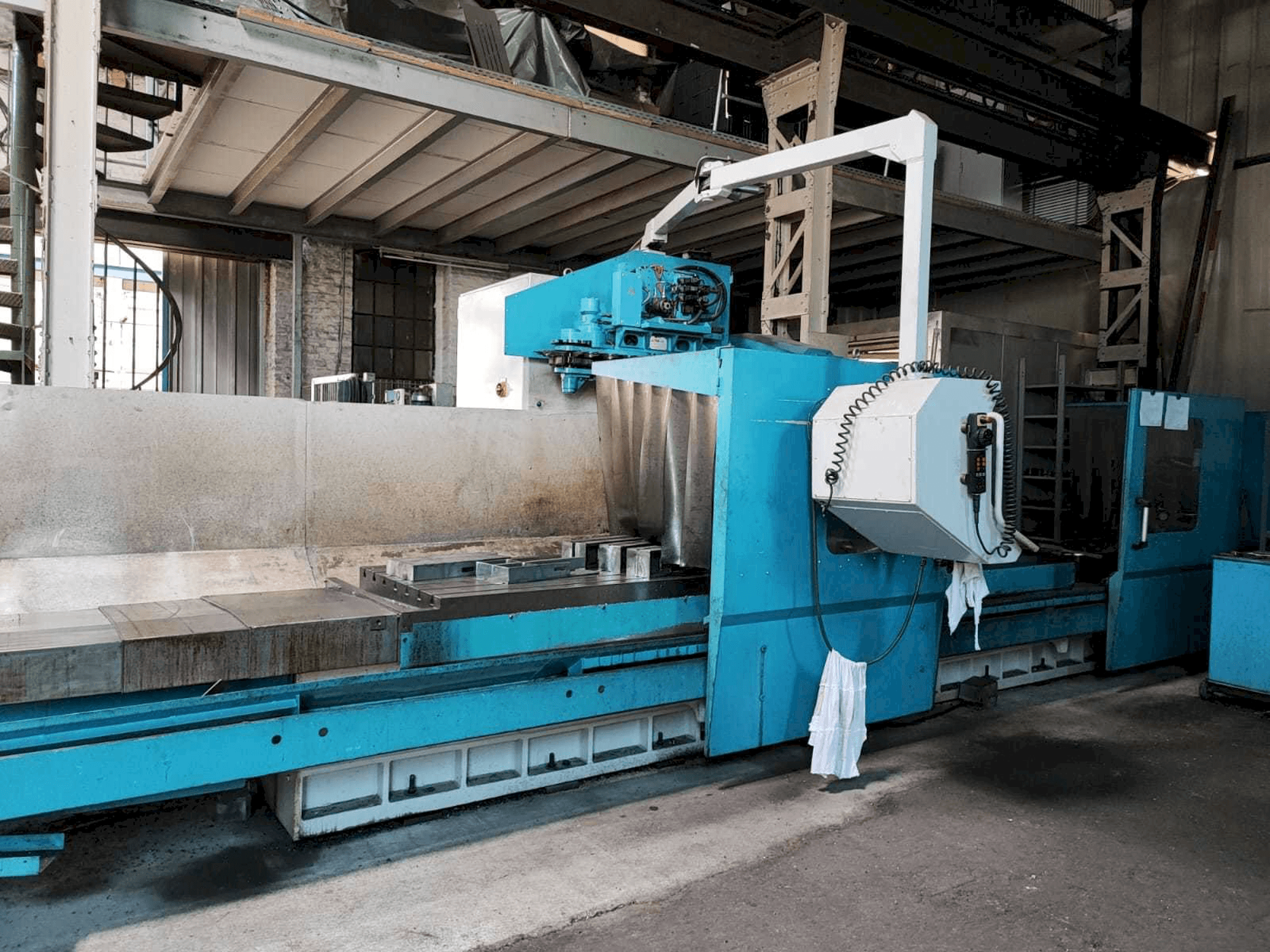 Koneen MTE BF 4200 etunäkymä