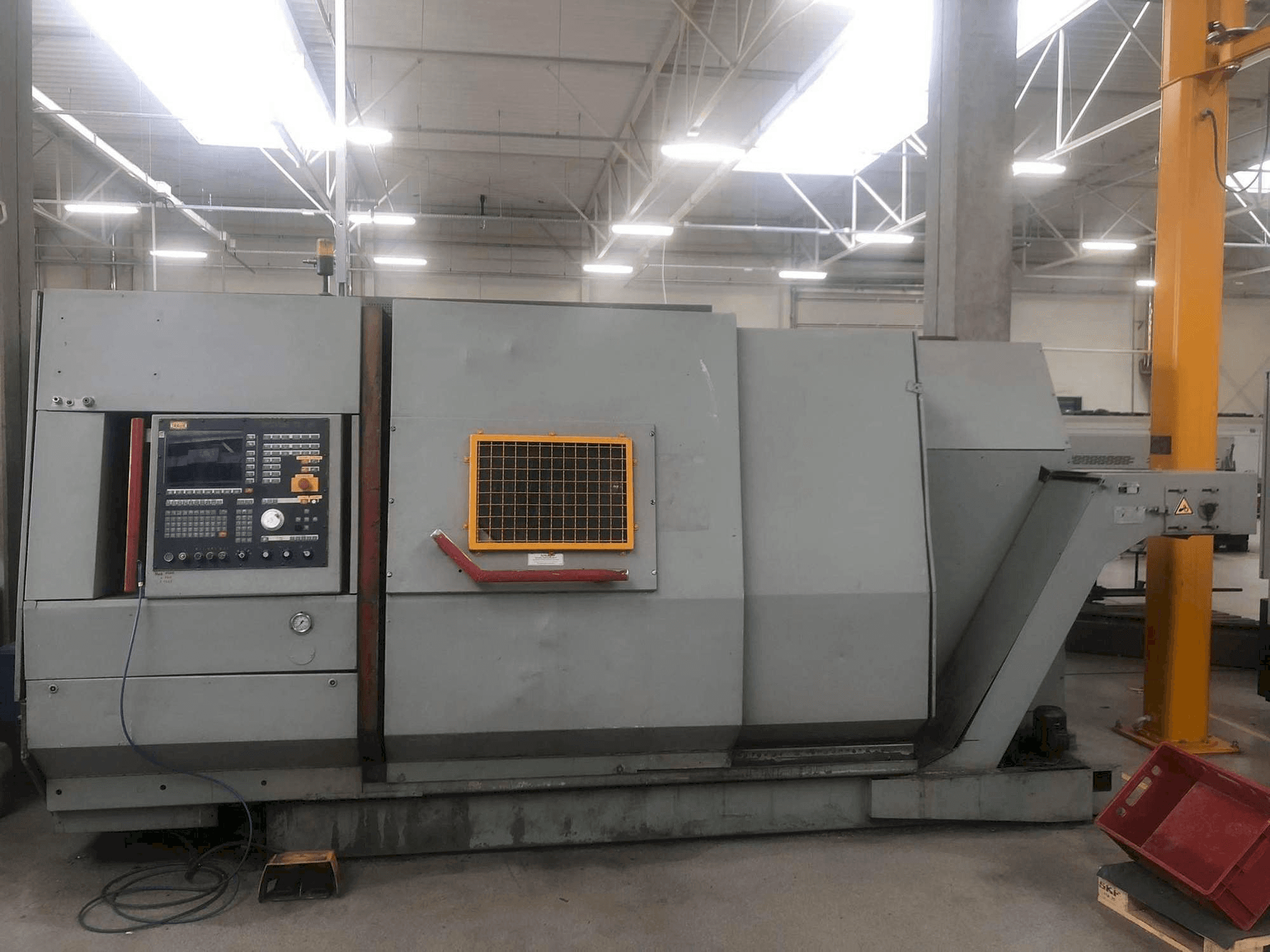 Koneen TRAUB TNA600 etunäkymä