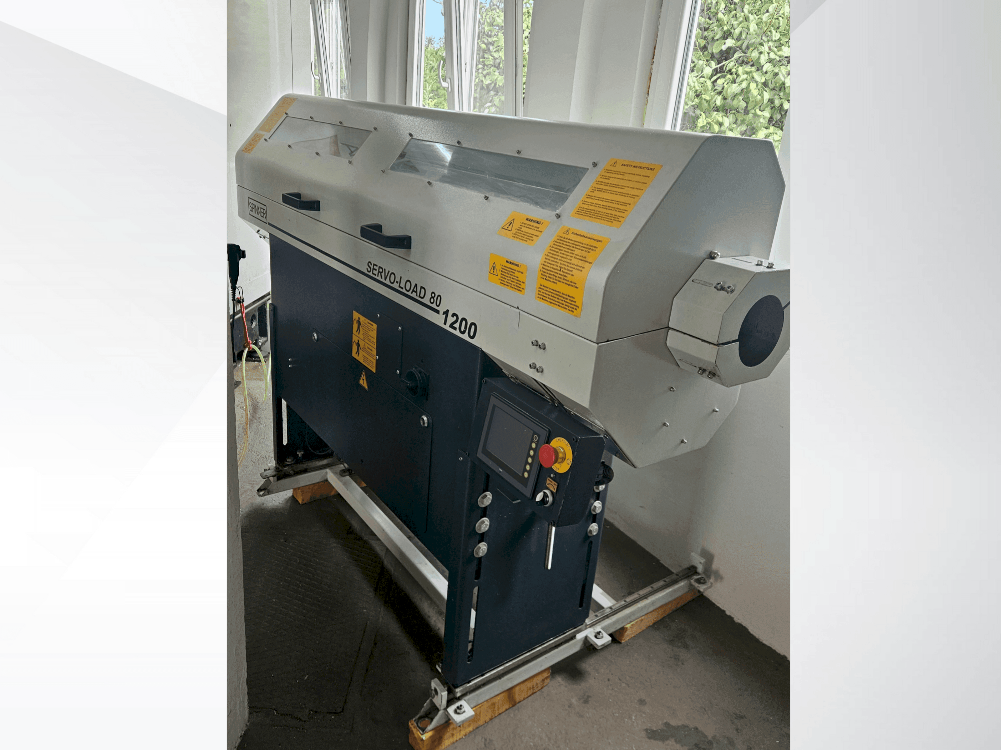 Koneen SPINNER SERVO-LOAD 80-1200 etunäkymä