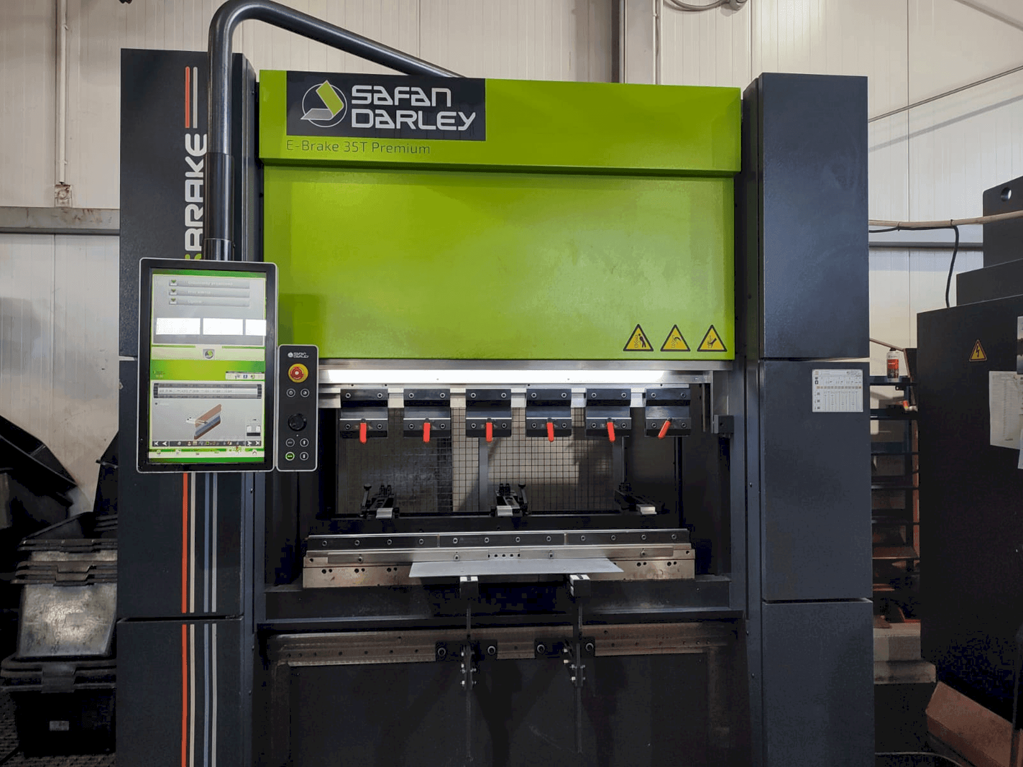 Koneen Safan E-Brake Premium 35-1250 etunäkymä