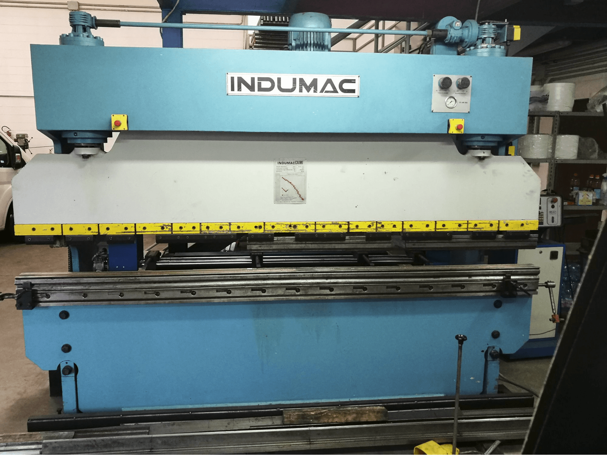 Koneen INDUMAC CAIMI etunäkymäPOB80