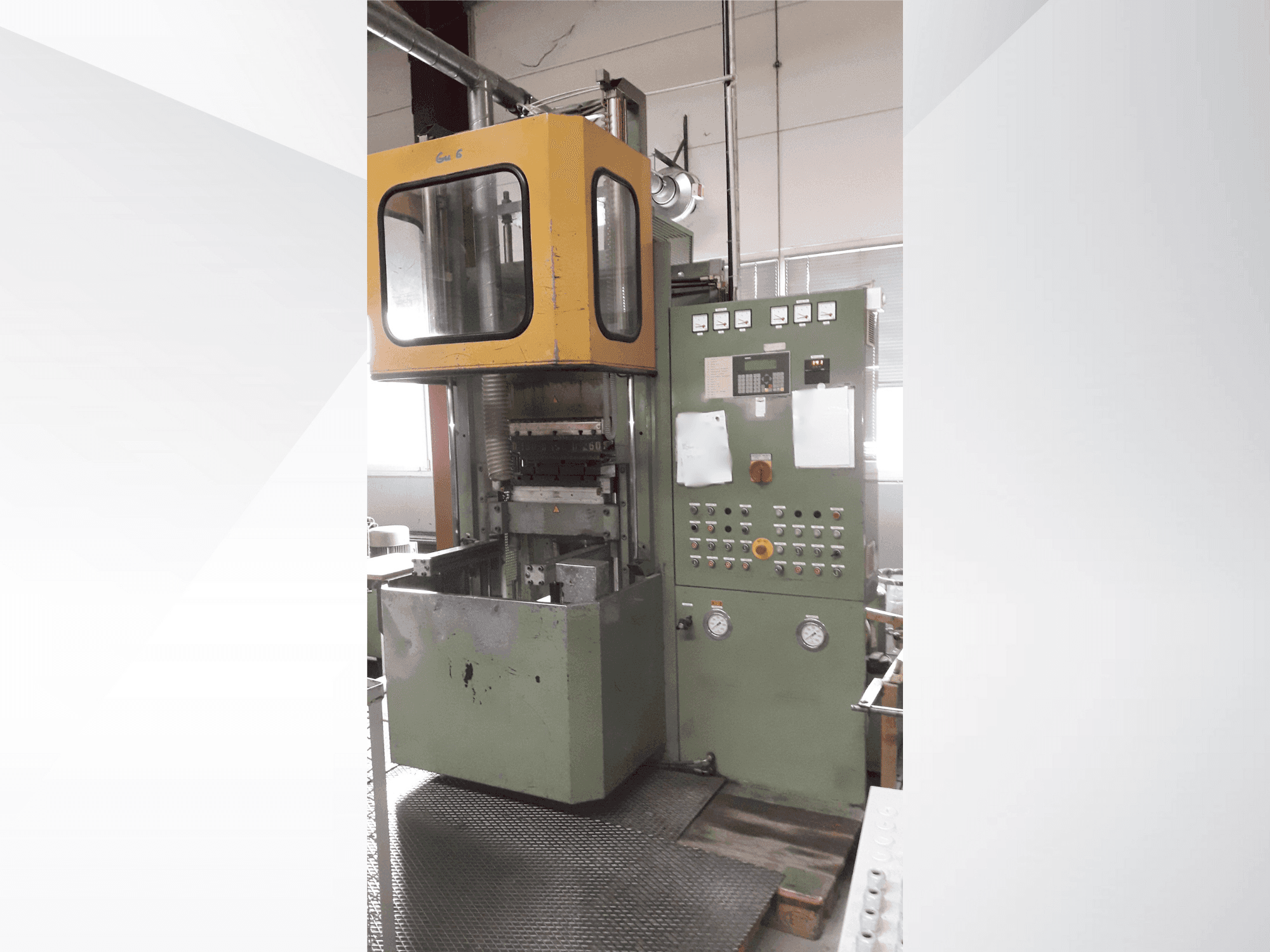 Koneen WICKERT WKP 2560/5/5 etunäkymä