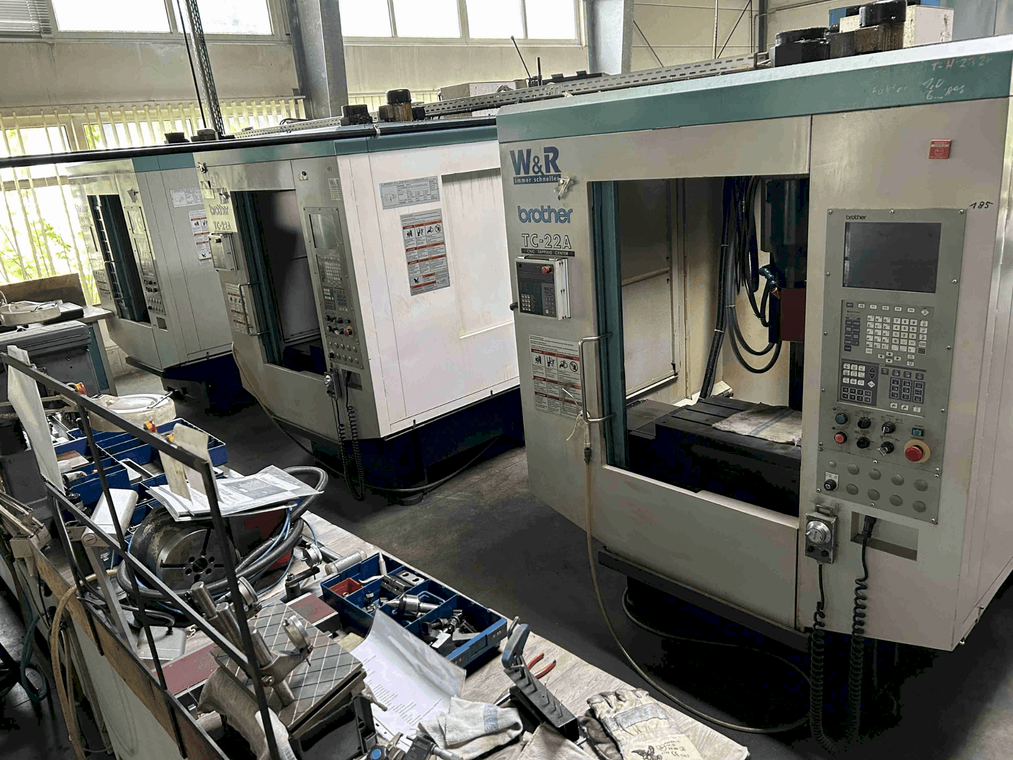 Koneen Brother TC-22A etunäkymä